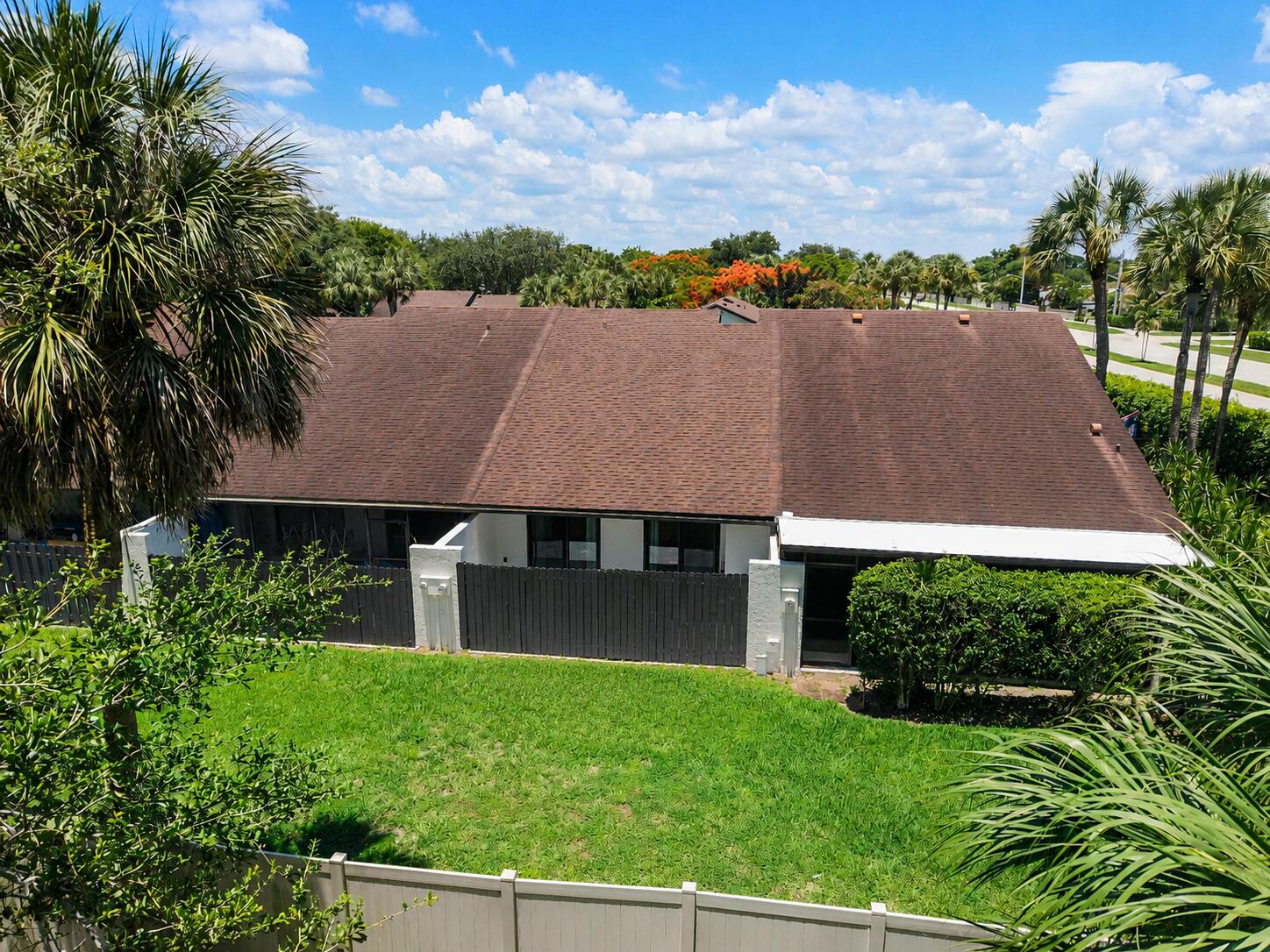SANDALFOOT COVE SEC 10 - Residential