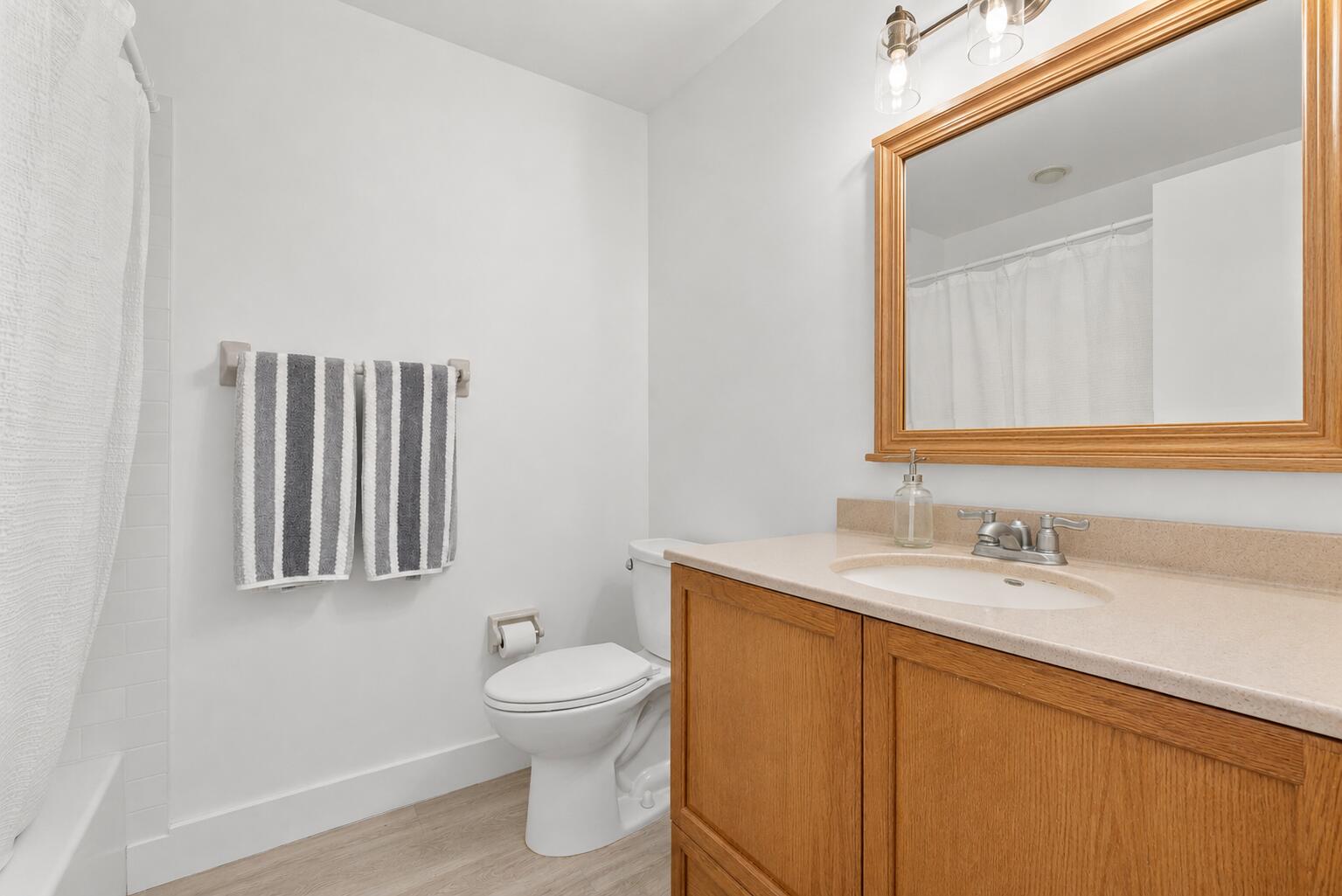 SANDALFOOT COVE SEC 10 - Residential