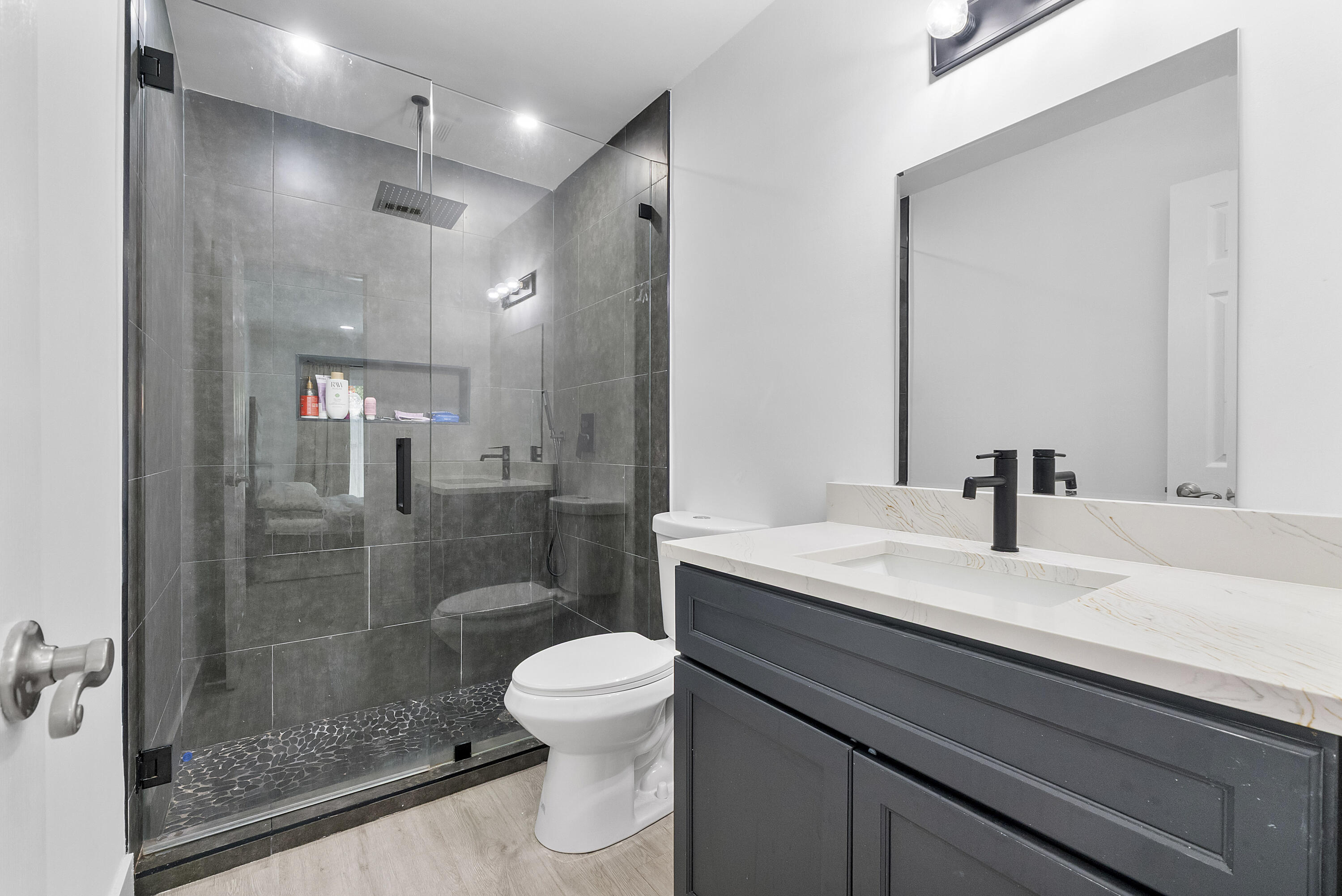 SANDALFOOT COVE SEC 10 - Residential