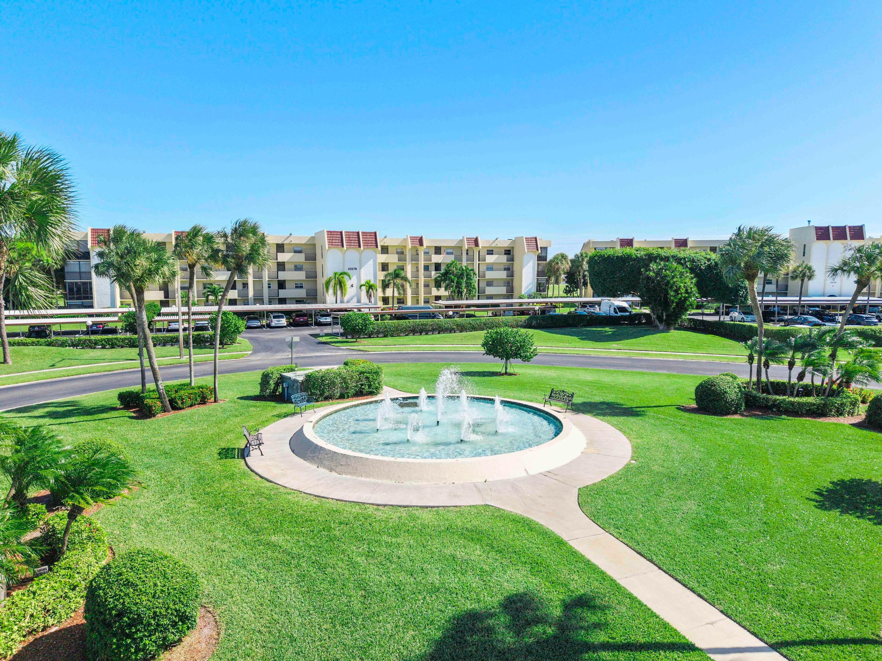 SANDALFOOT COVE SEC 10 - Residential