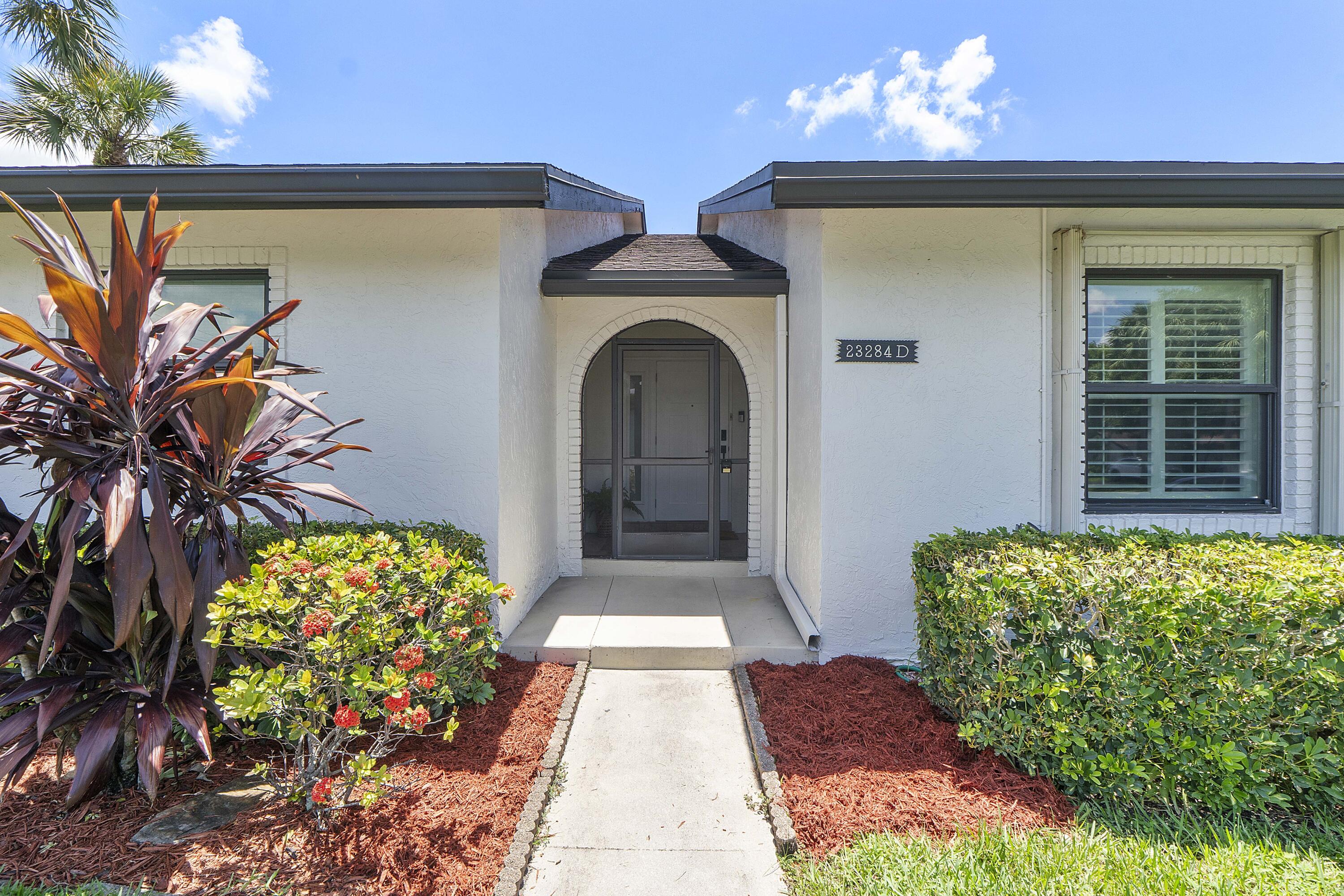 SANDALFOOT COVE SEC 10 - Residential