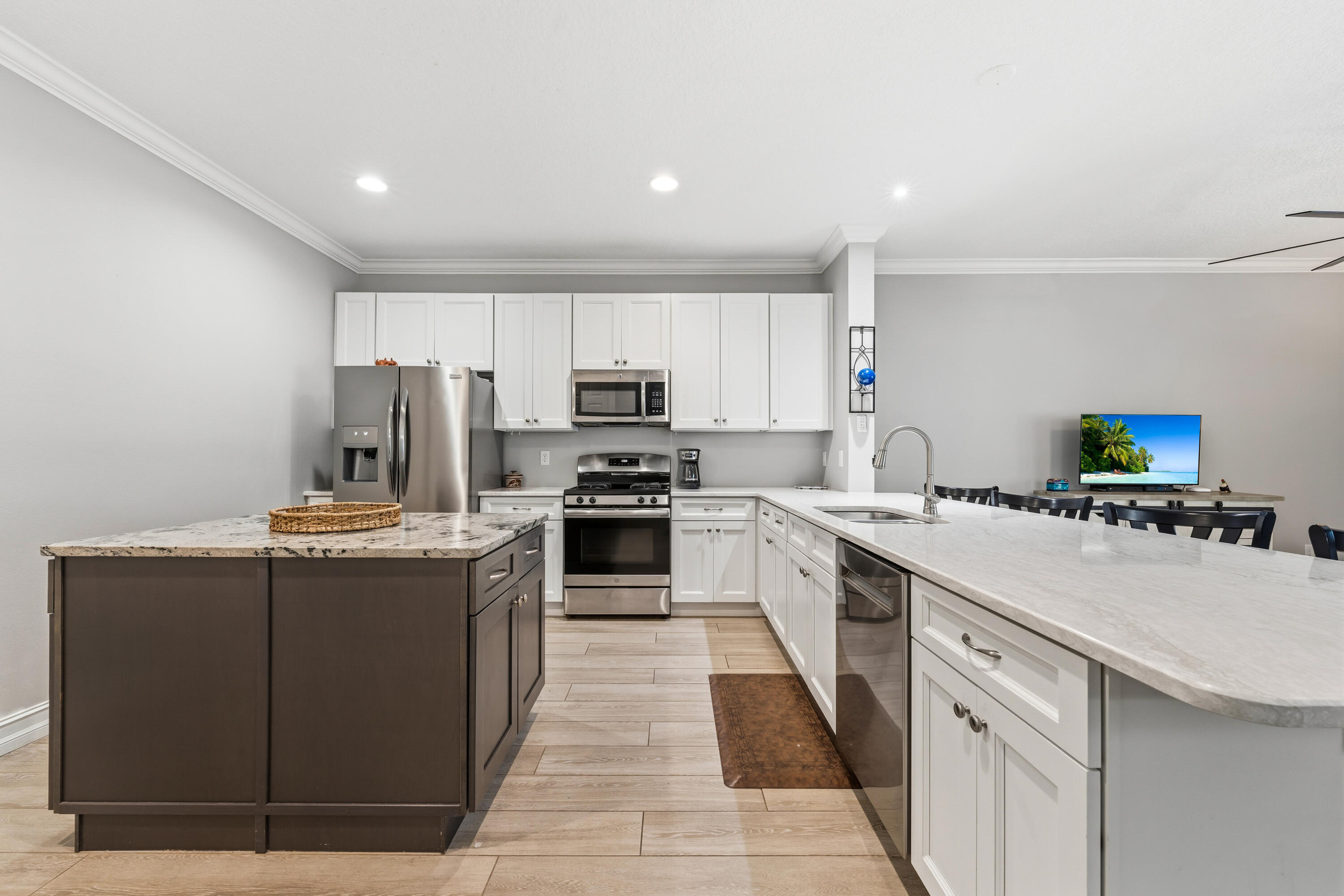 ST. ANDREWS TOWNHOMES - Residential