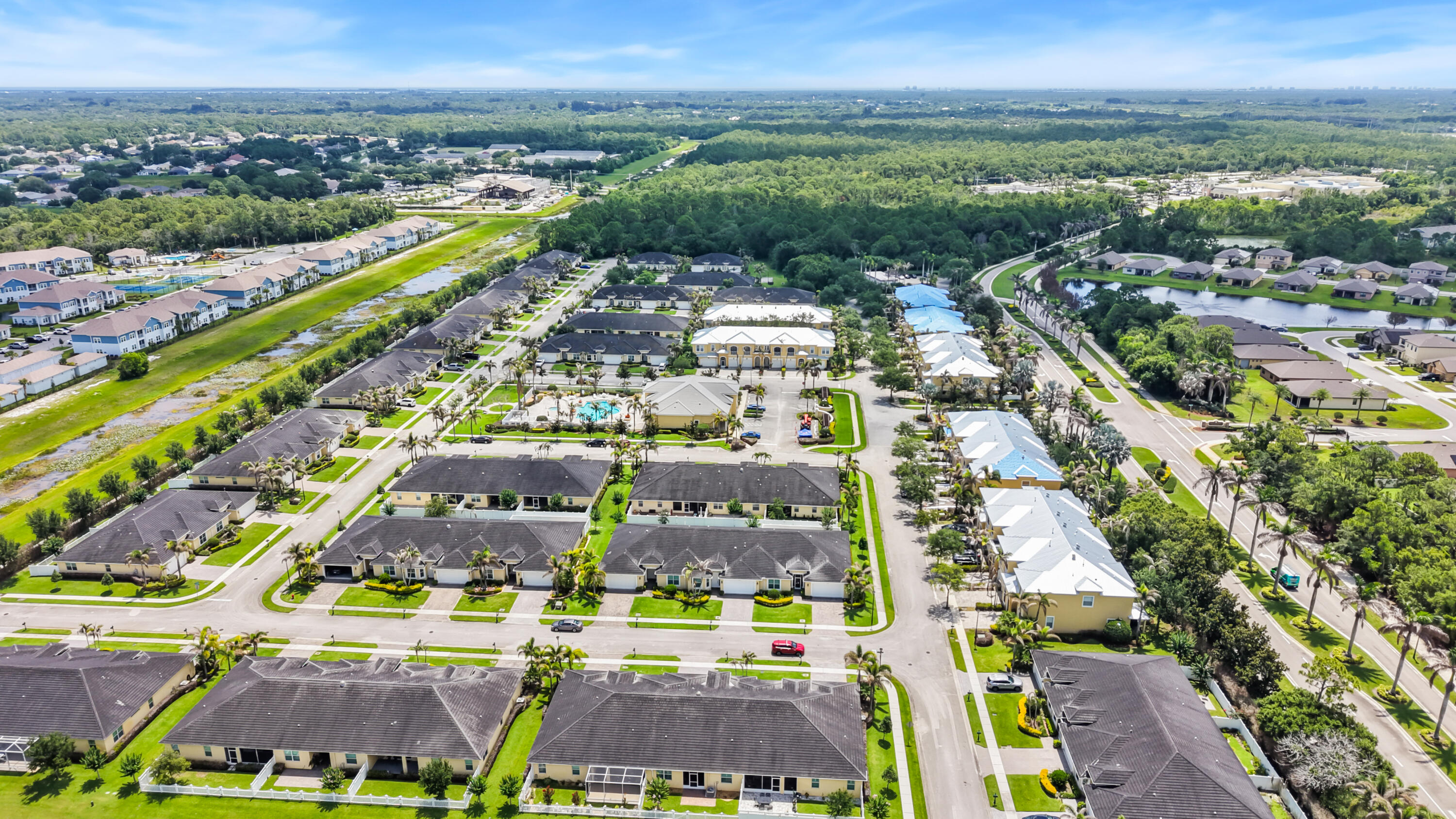 ST. ANDREWS TOWNHOMES - Residential