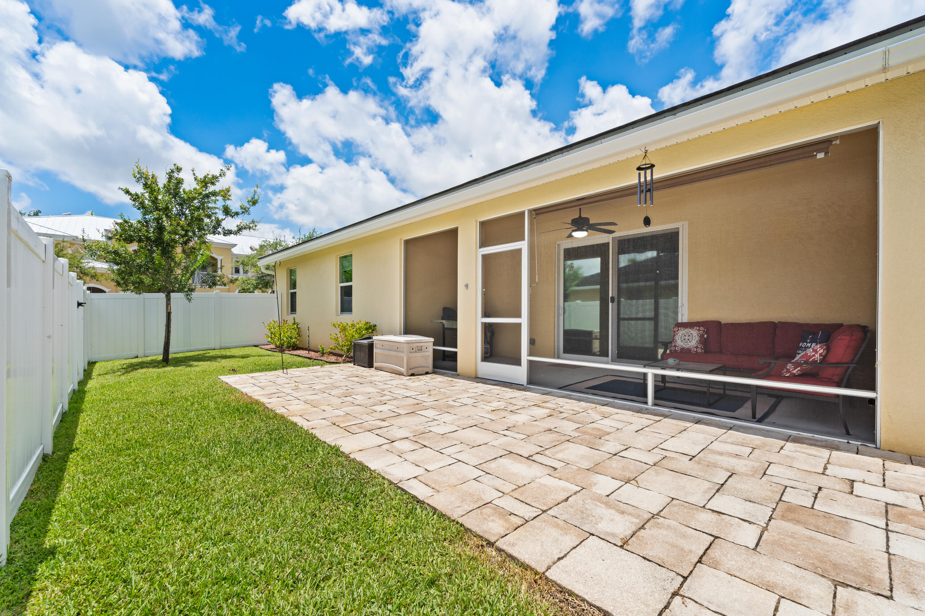 ST. ANDREWS TOWNHOMES - Residential