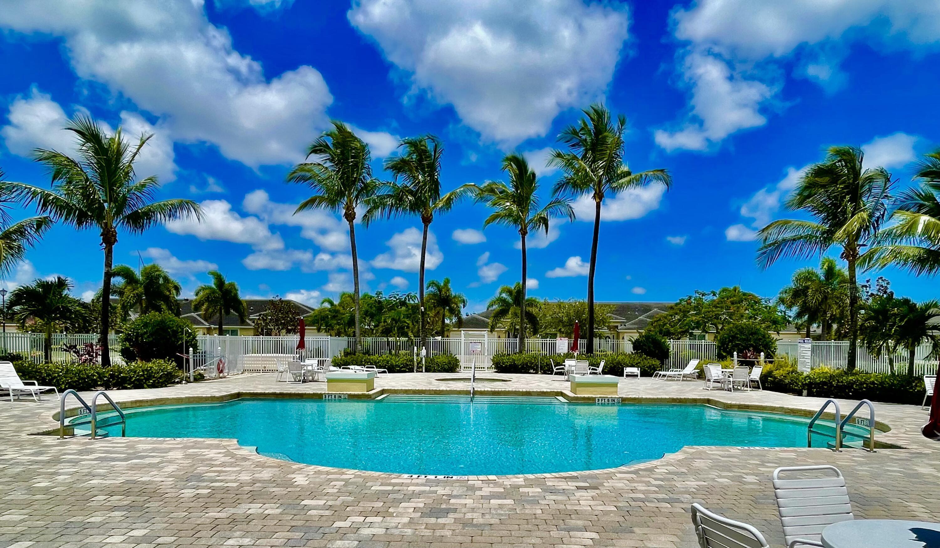 ST. ANDREWS TOWNHOMES - Residential