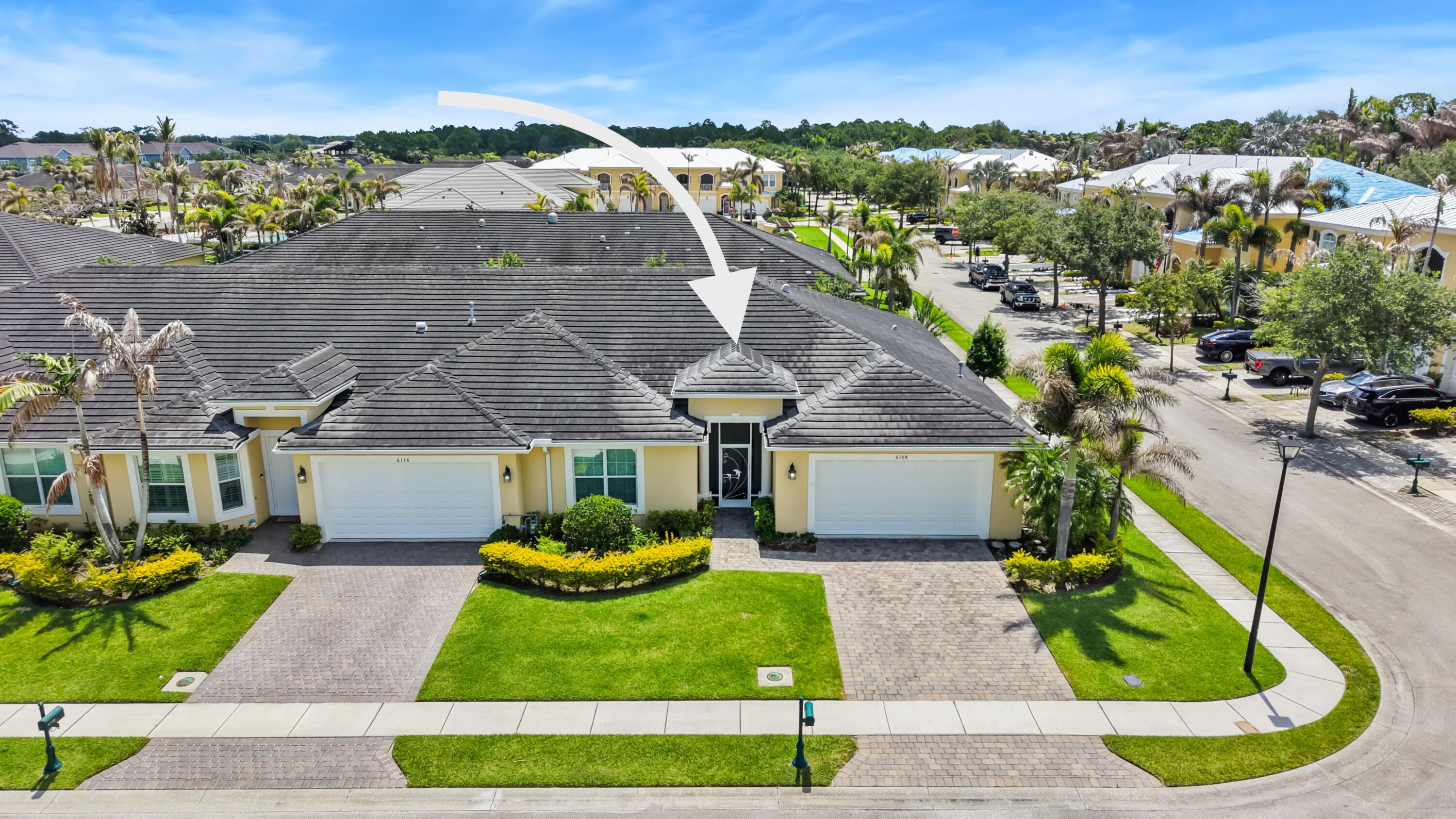 ST. ANDREWS TOWNHOMES - Residential