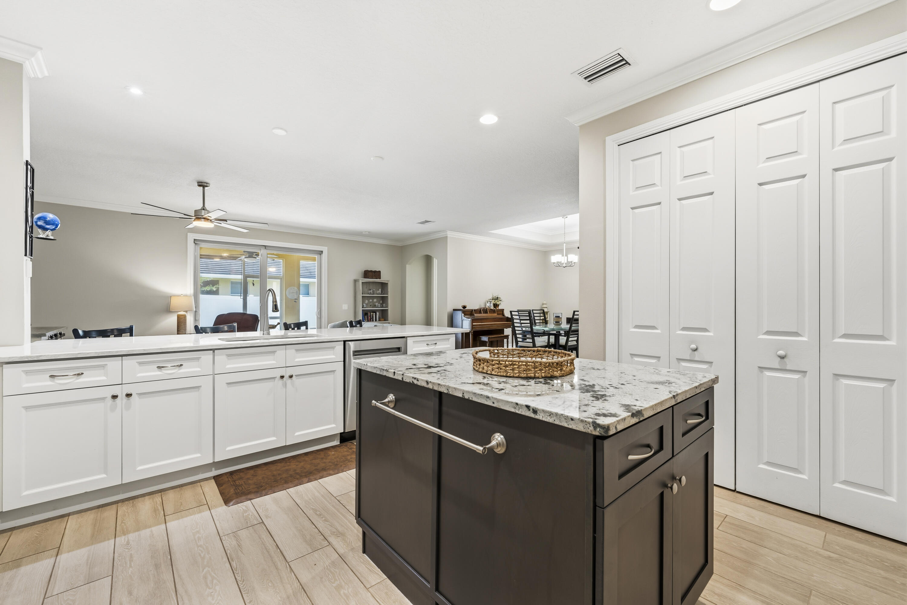 ST. ANDREWS TOWNHOMES - Residential