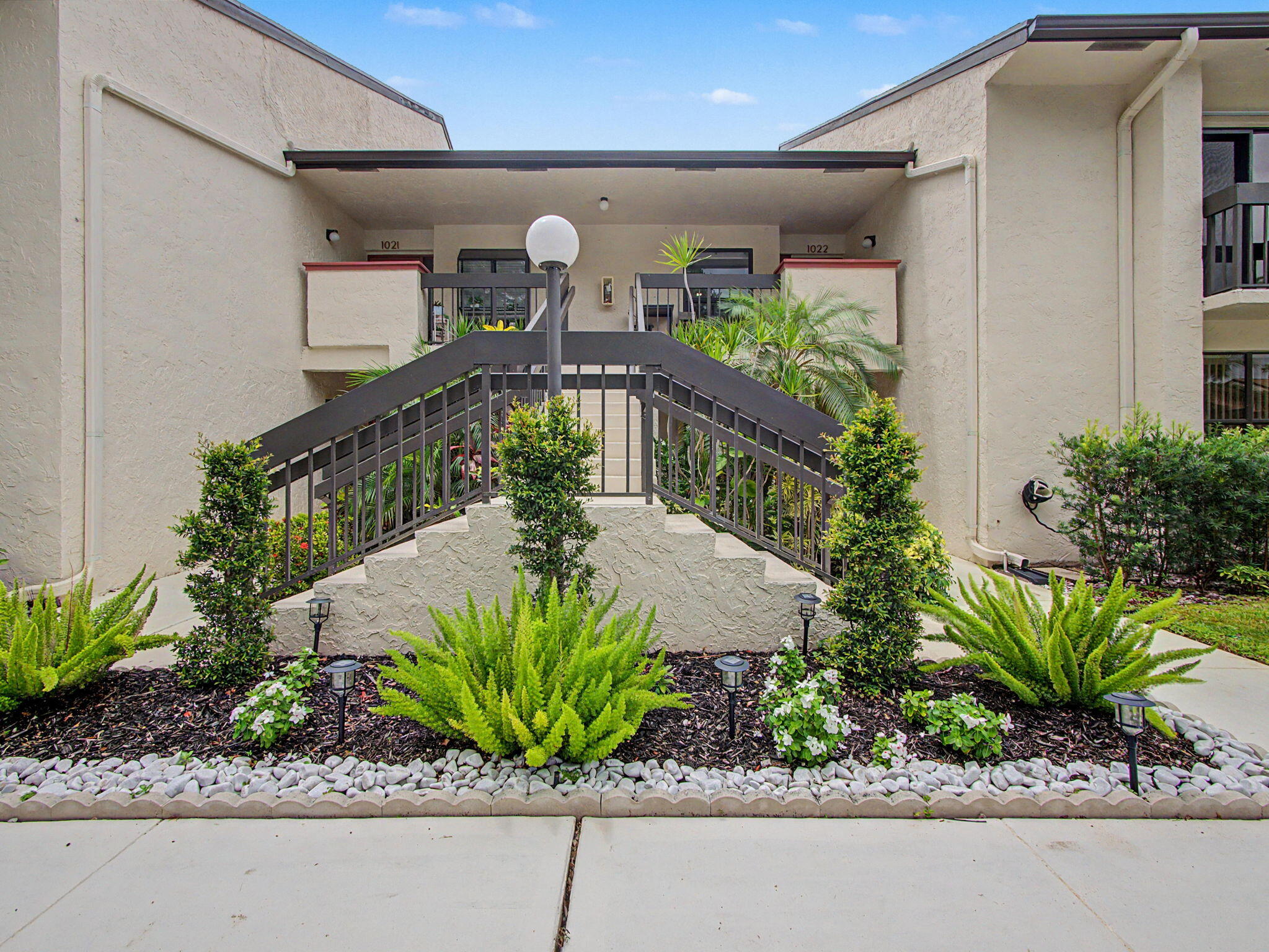 BOCA DELRAY I-III CONDO S FILED IN OR3857P483,4 - Residential