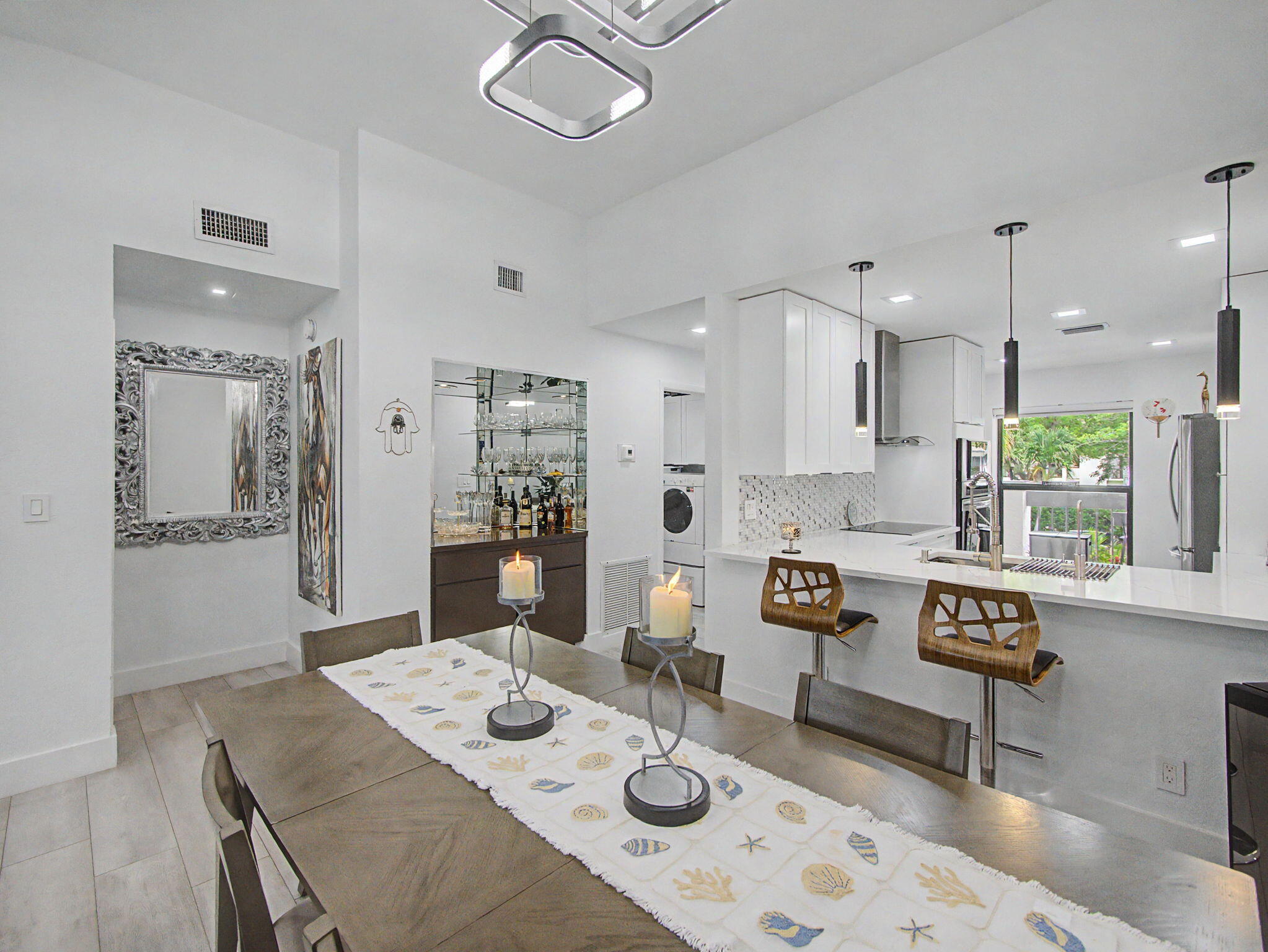 BOCA DELRAY I-III CONDO S FILED IN OR3857P483,4 - Residential
