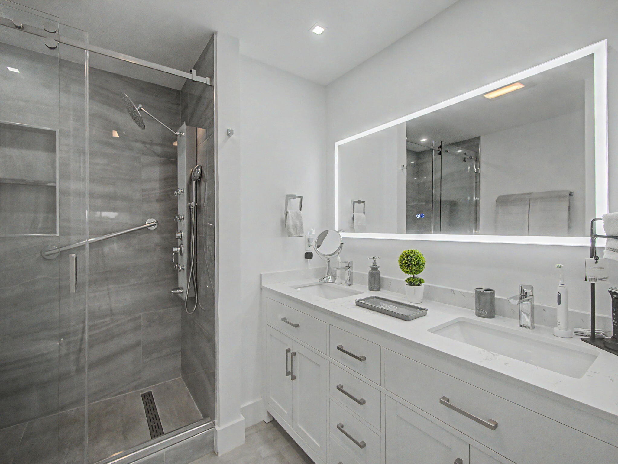BOCA DELRAY I-III CONDO S FILED IN OR3857P483,4 - Residential