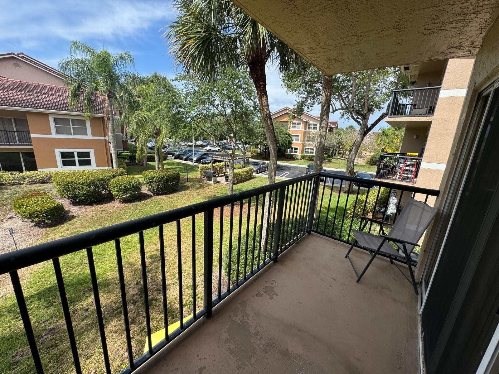 EDGEWATER CONDO - Residential Lease