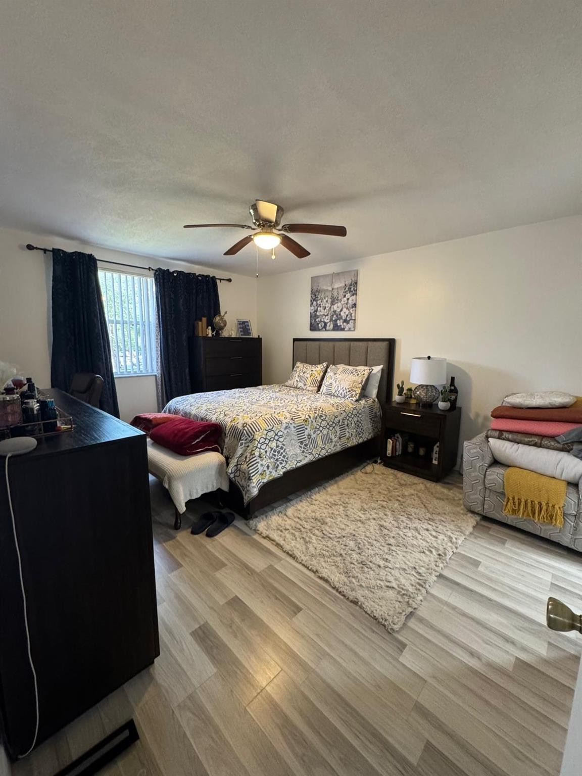 EDGEWATER CONDO - Residential Lease