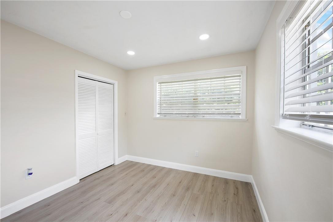 Plantation Sunrise Height - Residential