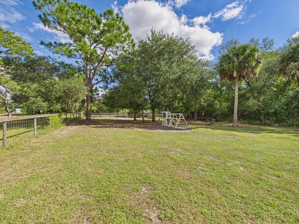 SUN N LK LP UNIT 15 - Residential