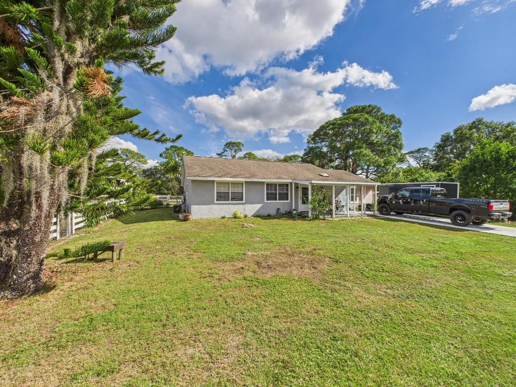 SUN N LK LP UNIT 15 - Residential