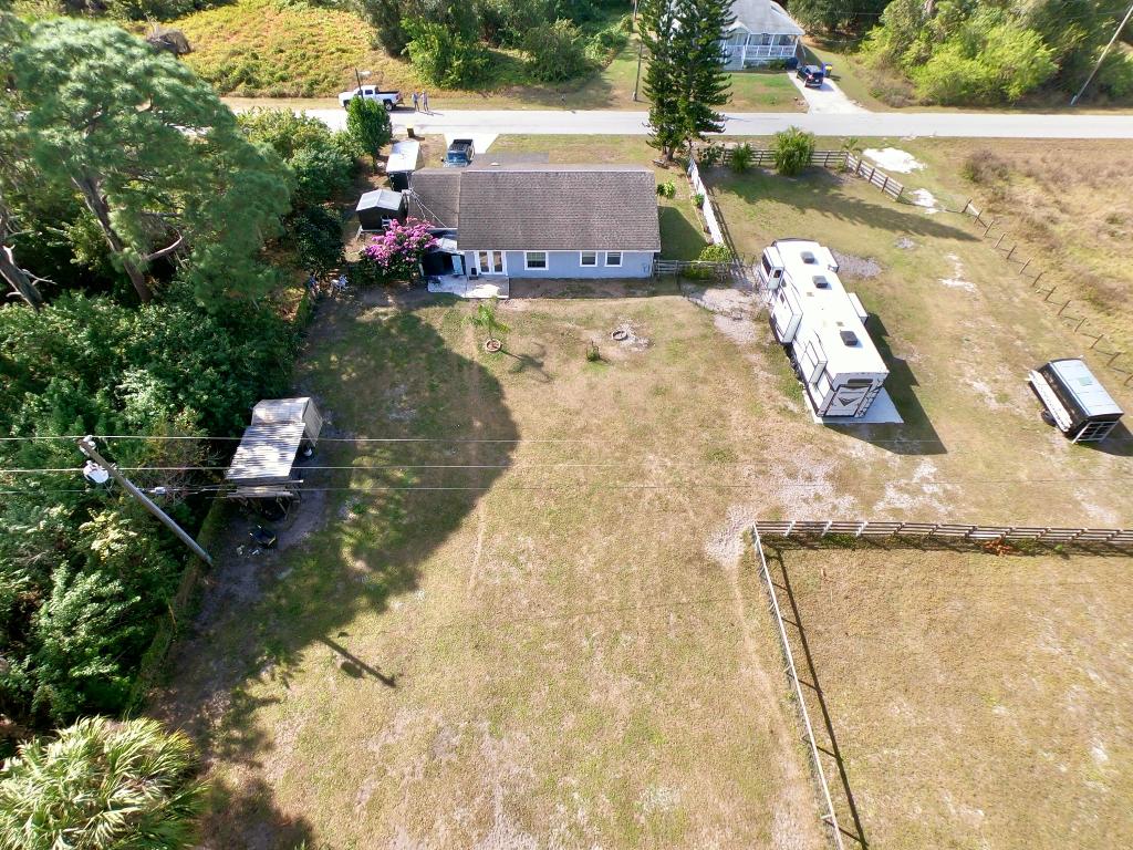 SUN N LK LP UNIT 15 - Residential