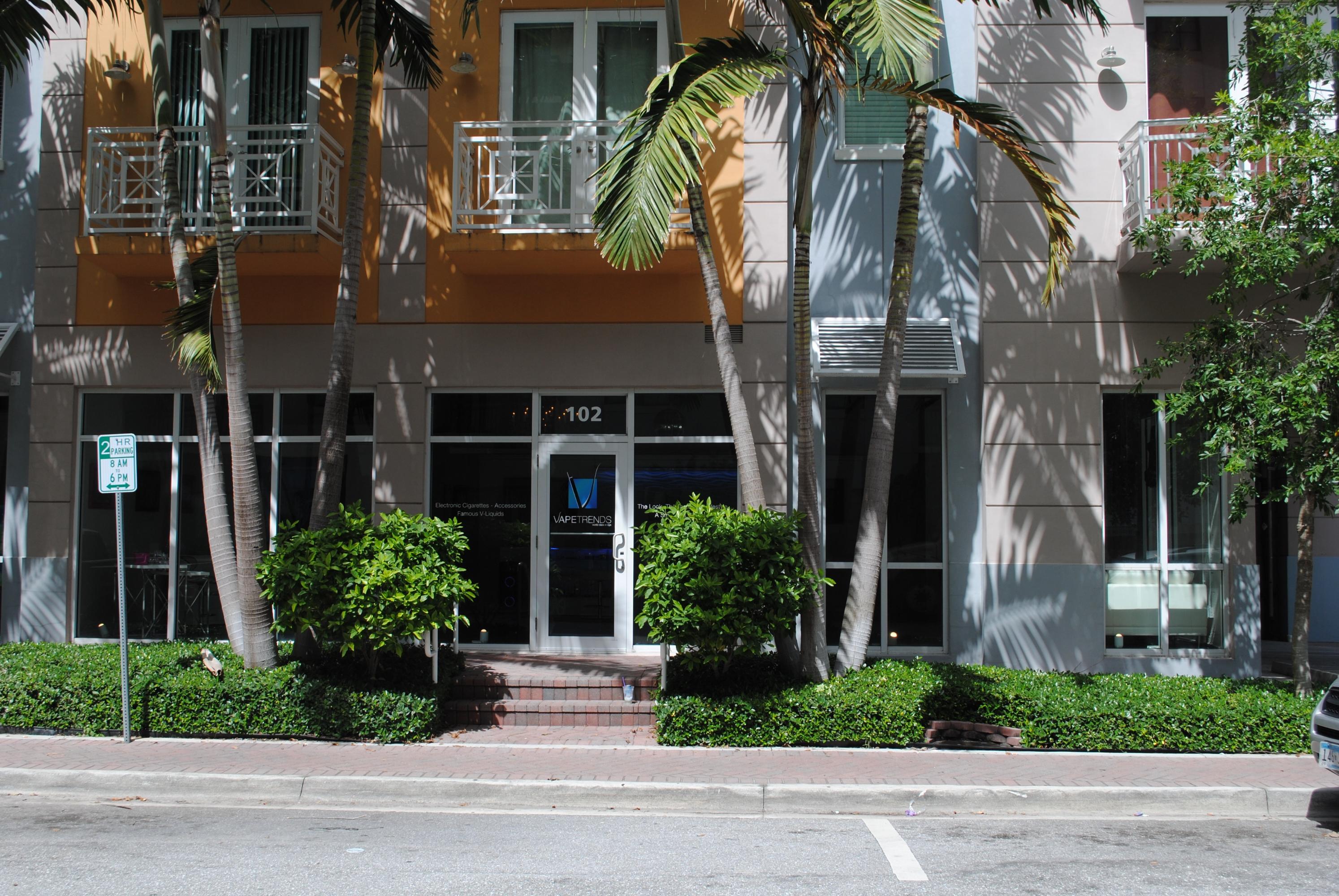 This Delray Beach, Florida, commercial/retail/office 
space is approximately 1,210 square feet. 
Located in central downtown Delray Beach, the 
Property is situated at 12 SE 1st Avenue, Delray 
Beach, Florida. 
Just yards from Atlantic Avenue, and the core of the 
shopping and entertainment district of Delray Beach, 
this is a recently painted prime retail space. 
Recently built residential development projects to the 
South and East, provide a high volume of foot traffic, 
as does the 200 space public parking structure 
immediately South of the property.