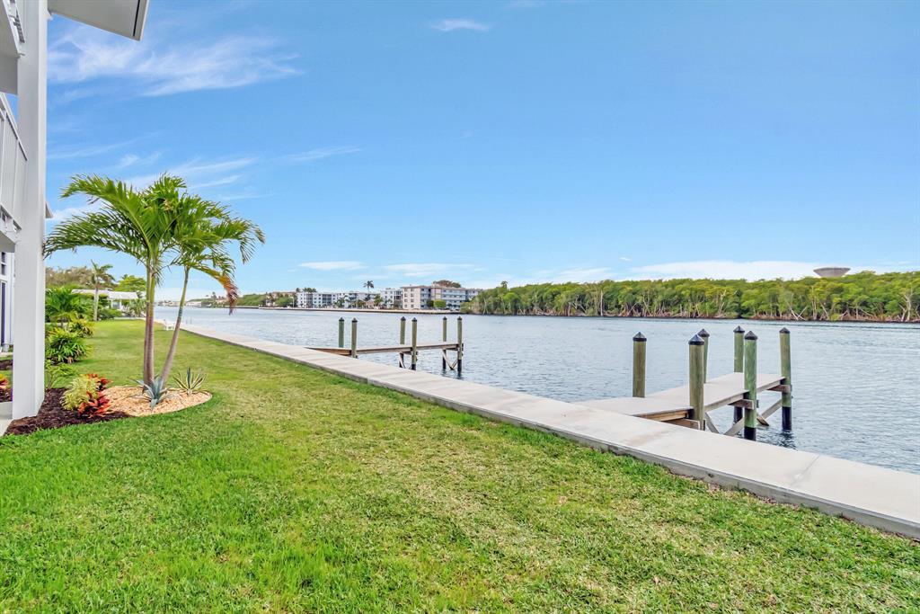 QUEENS COVE HOUSE CONDO - Residential