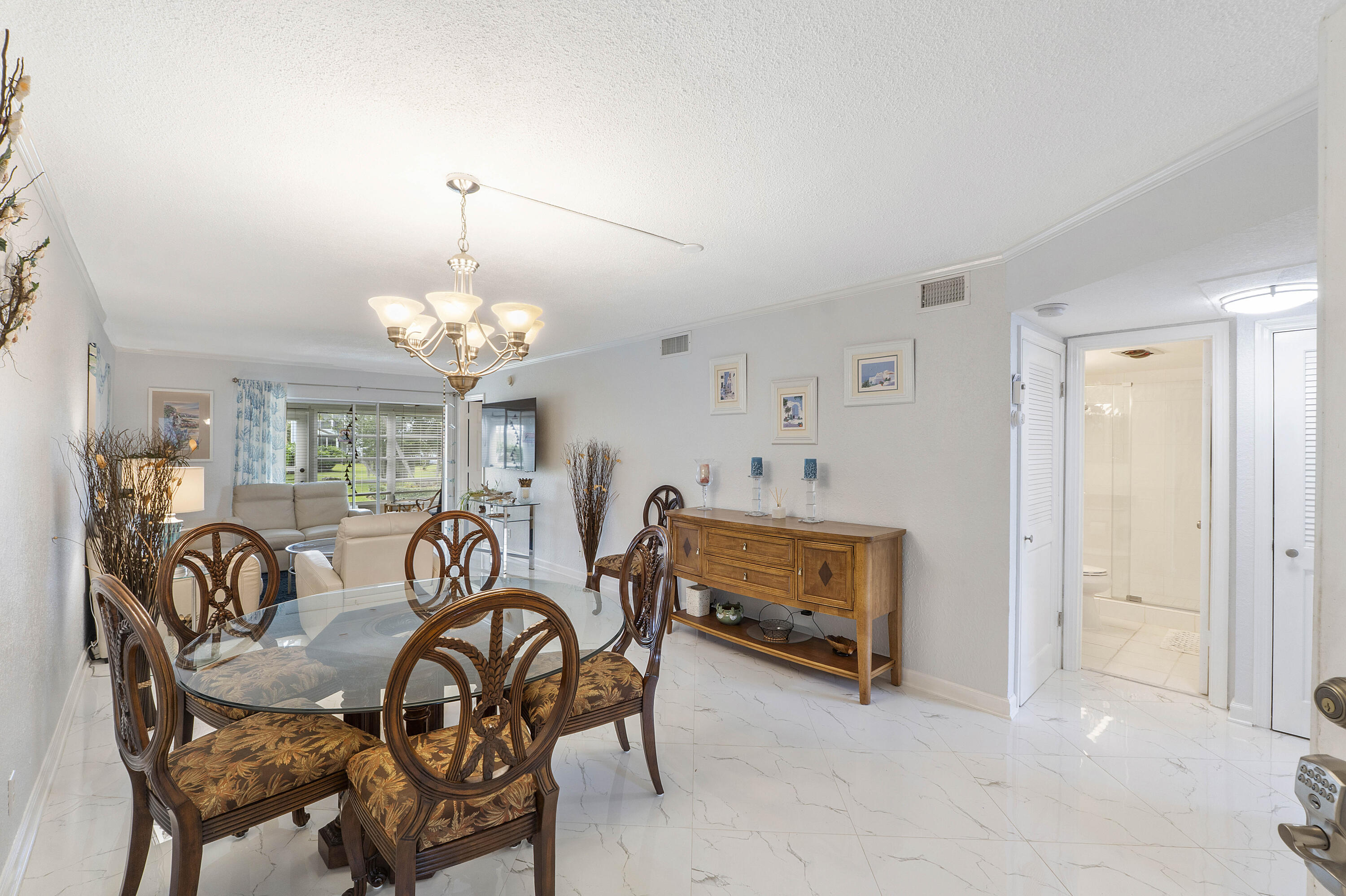 QUEENS COVE HOUSE CONDO - Residential