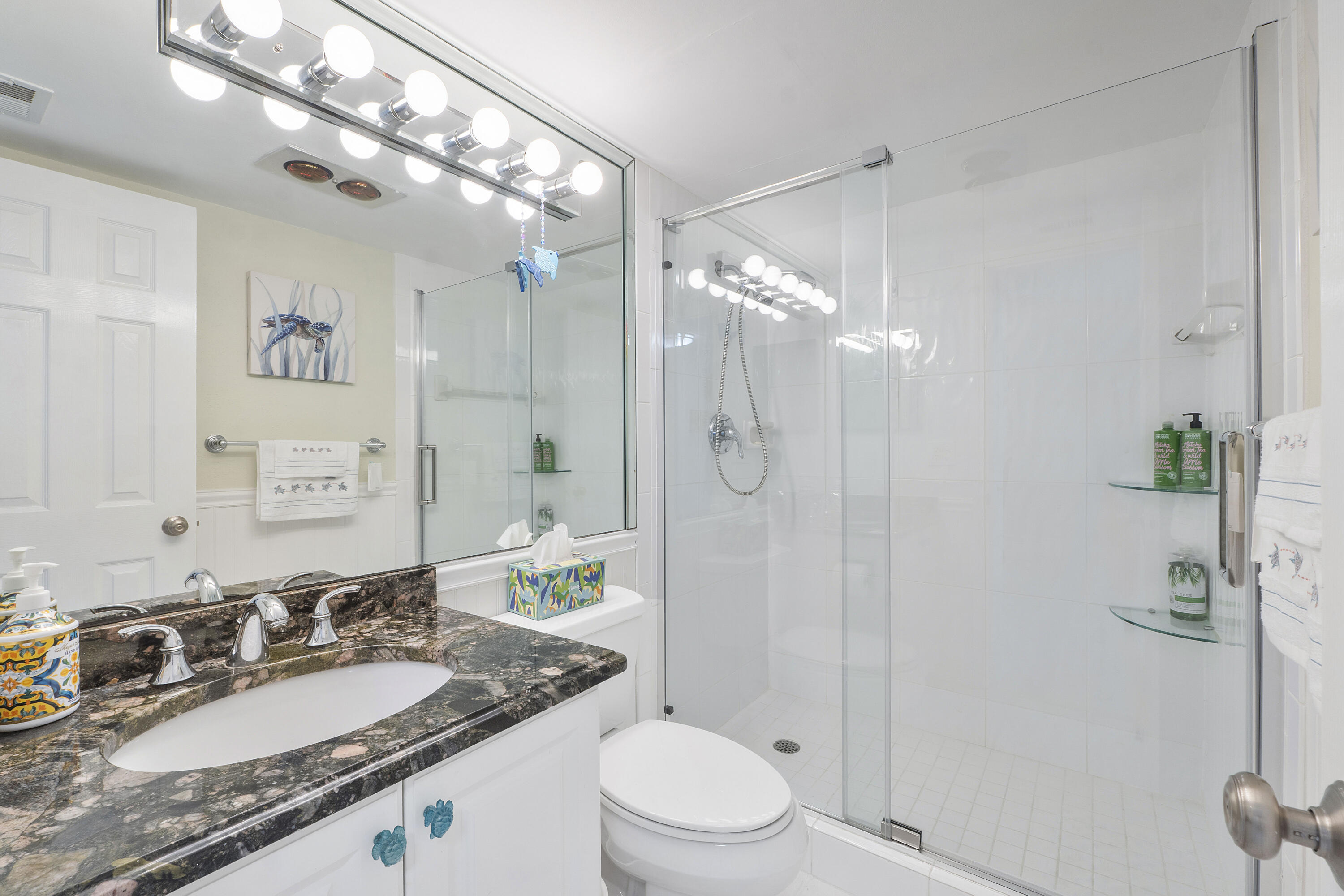QUEENS COVE HOUSE CONDO - Residential