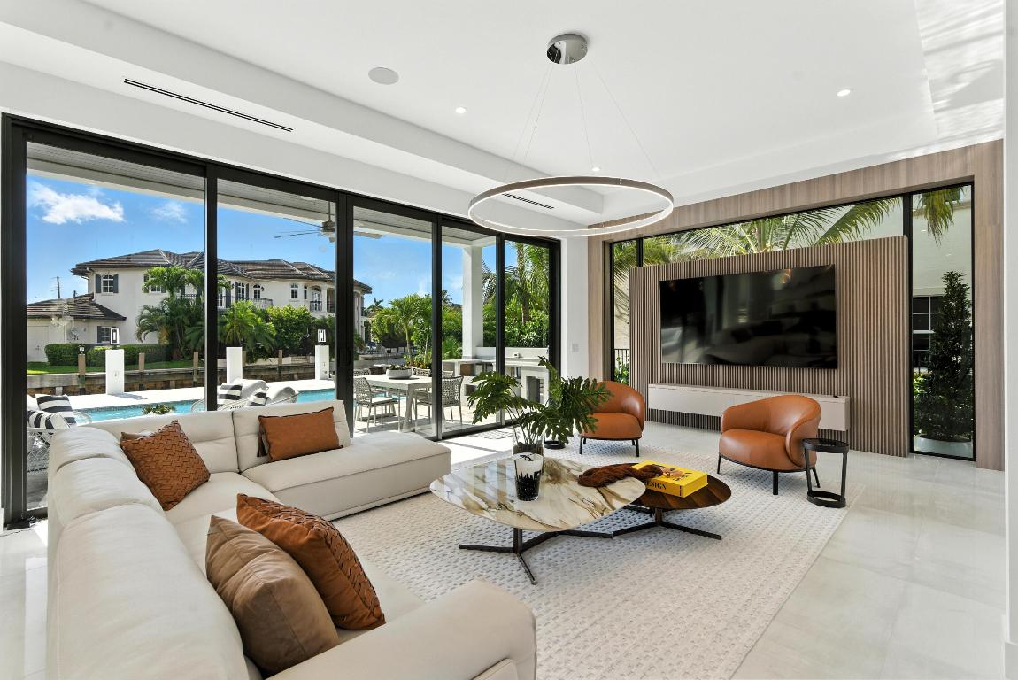 BLUE INLET - Residential