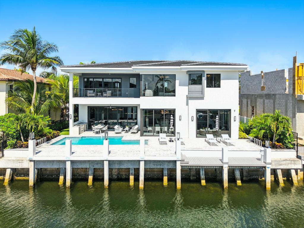 BLUE INLET - Residential