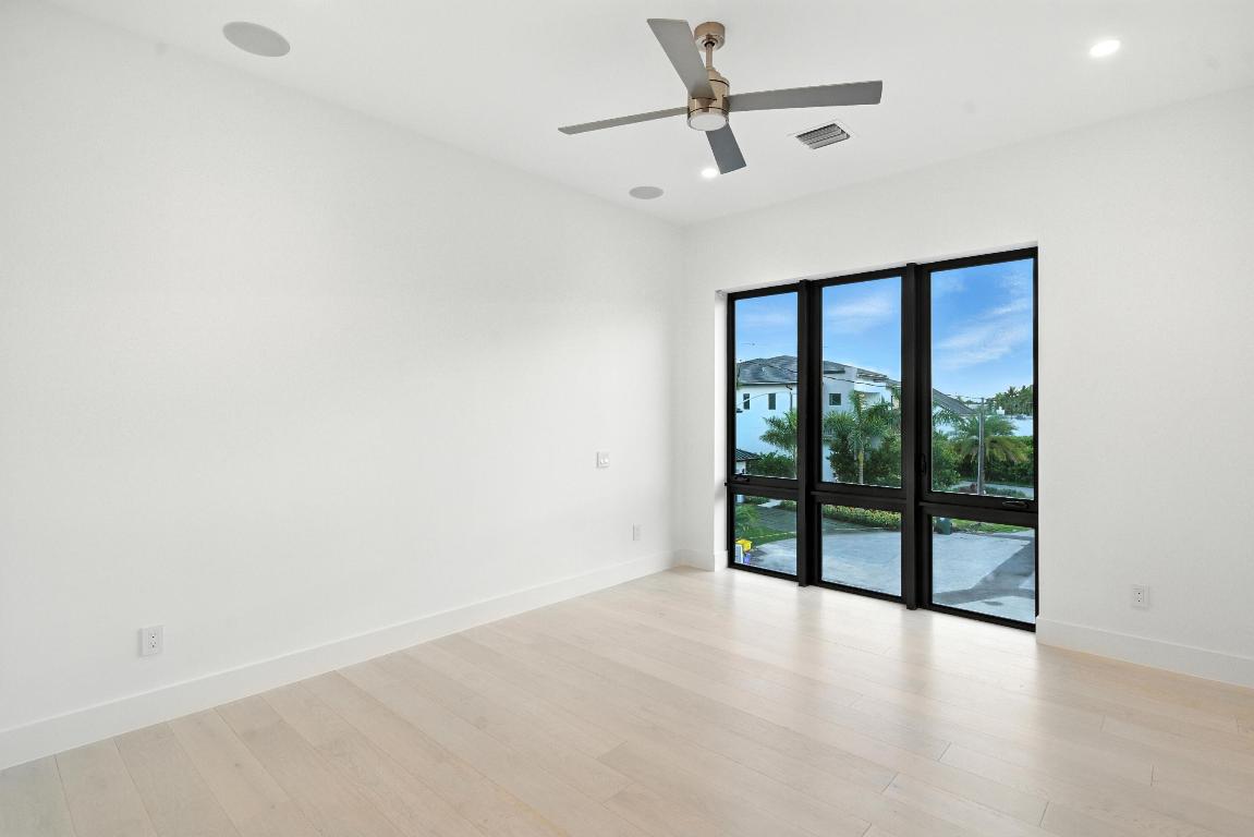 BLUE INLET - Residential