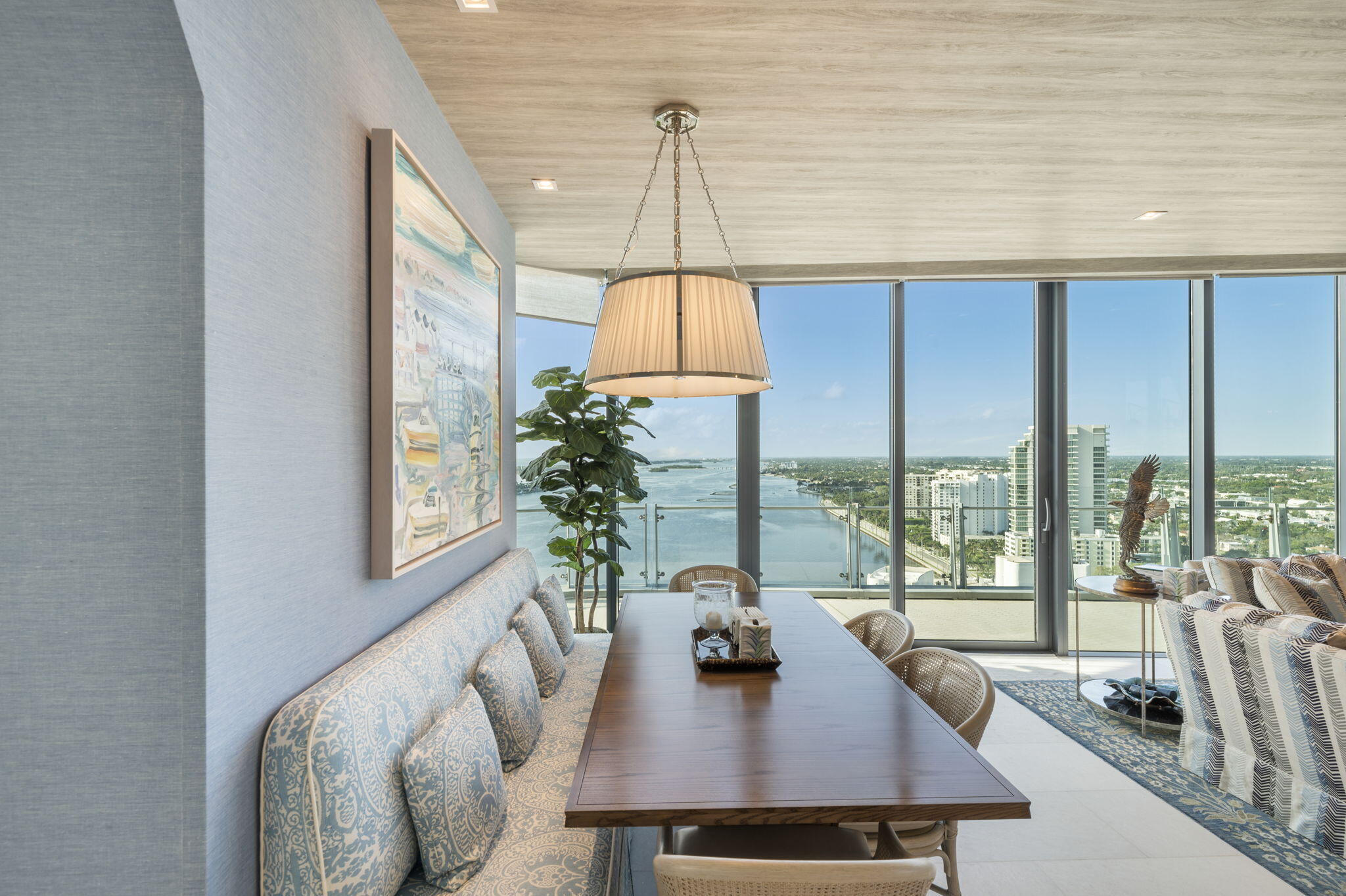BRISTOL CONDO - Residential