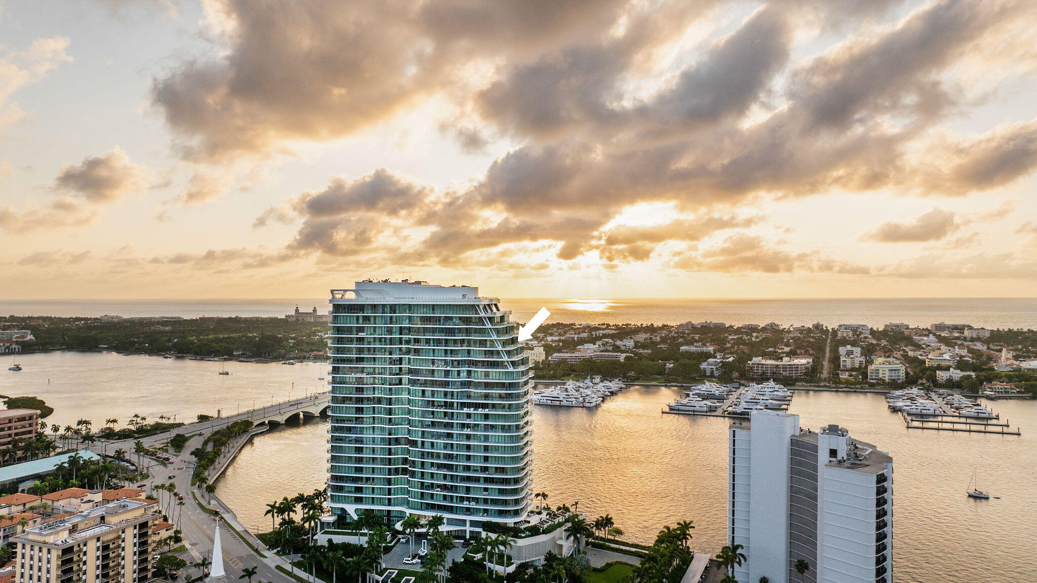 BRISTOL CONDO - Residential