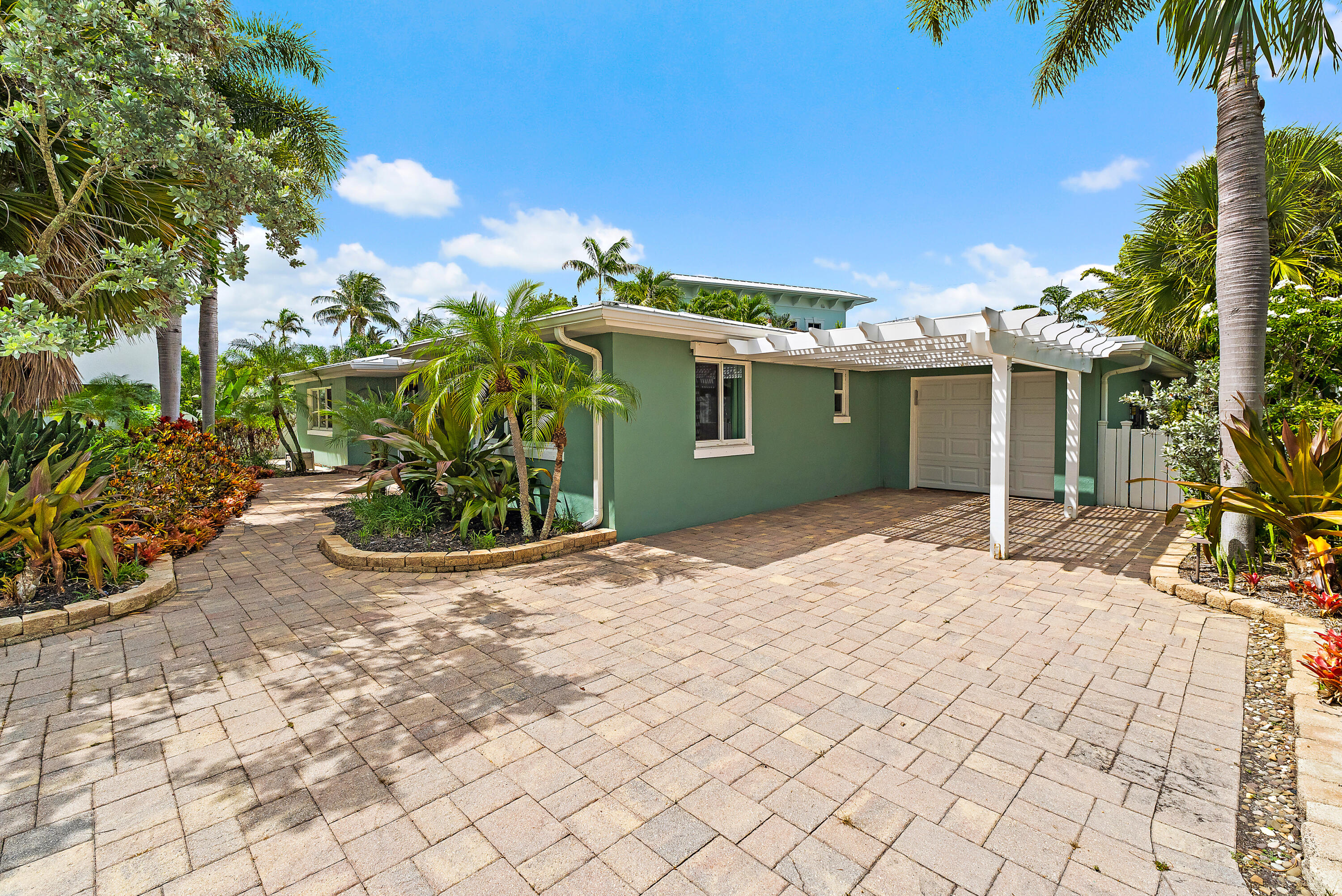 Juno Beach - Residential Lease