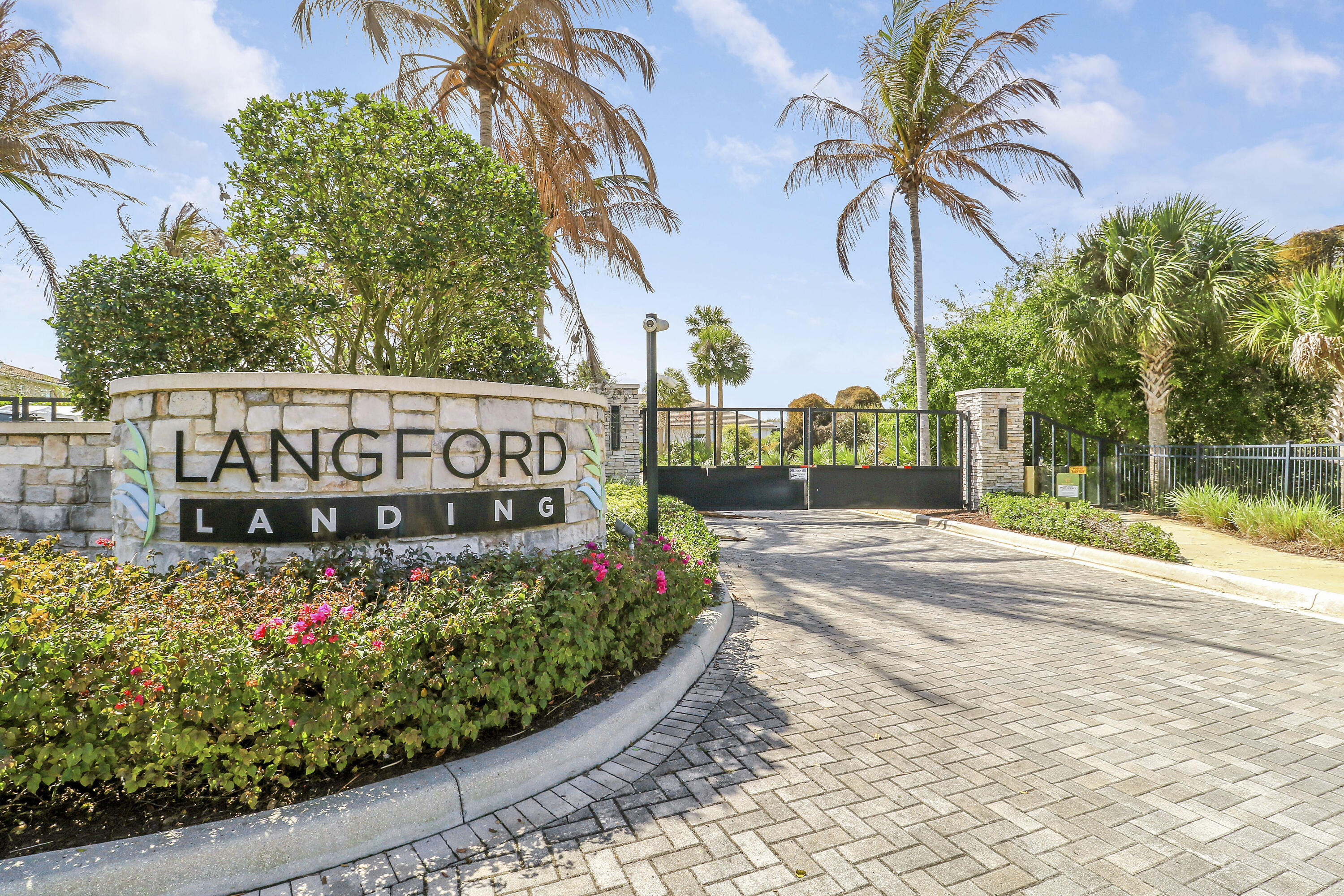 Langford Landing - Residential
