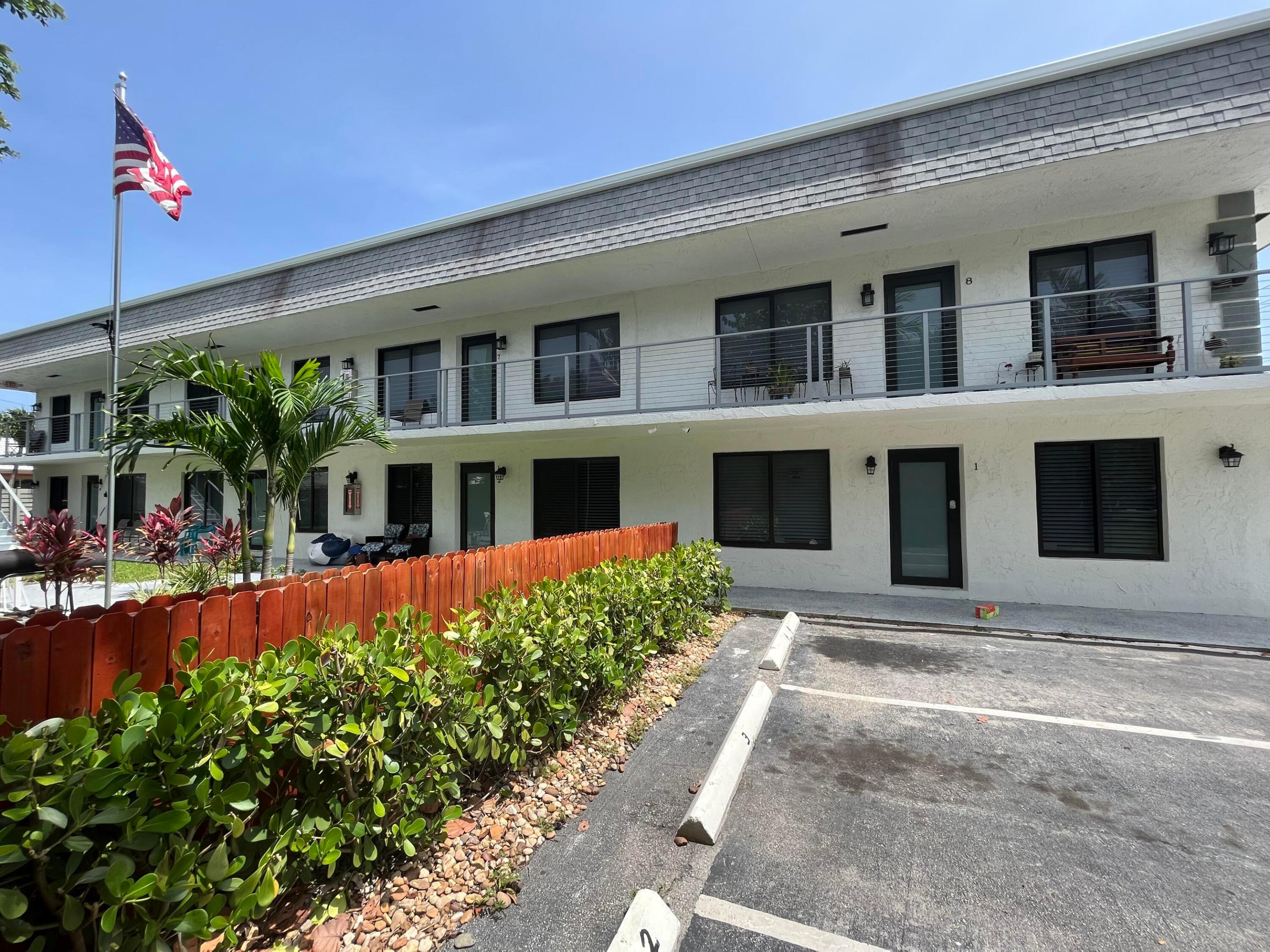 PALM BEACH SHORES - Residential Income