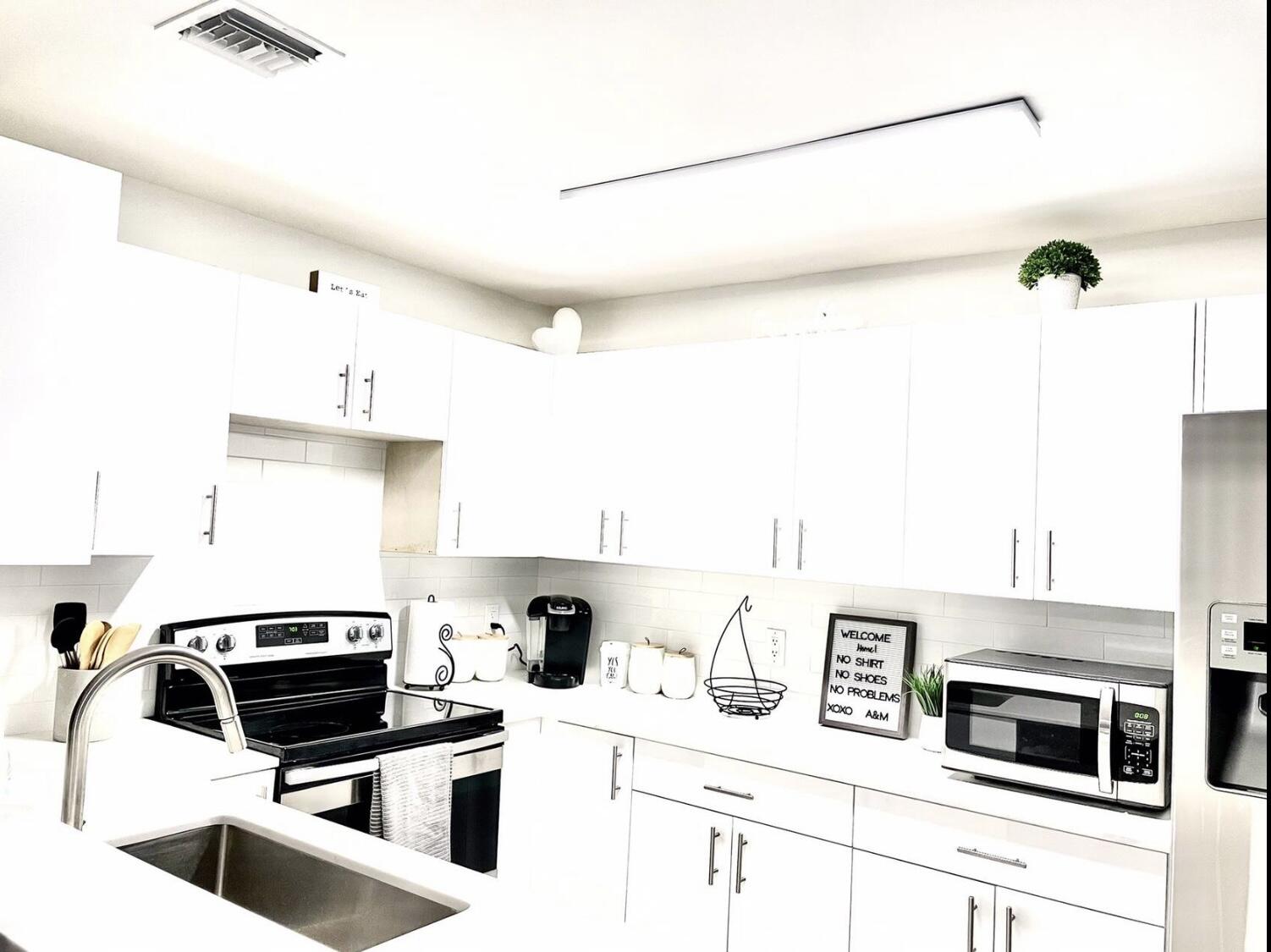 PALM BEACH SHORES - Residential Income