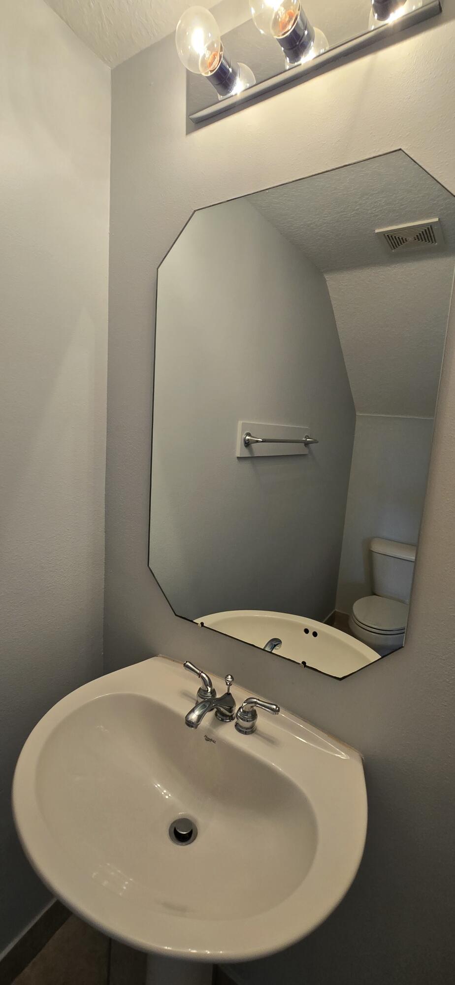 MARTINS CROSSING - Residential Lease