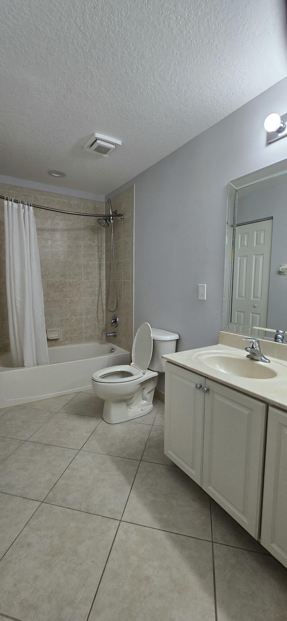 MARTINS CROSSING - Residential Lease