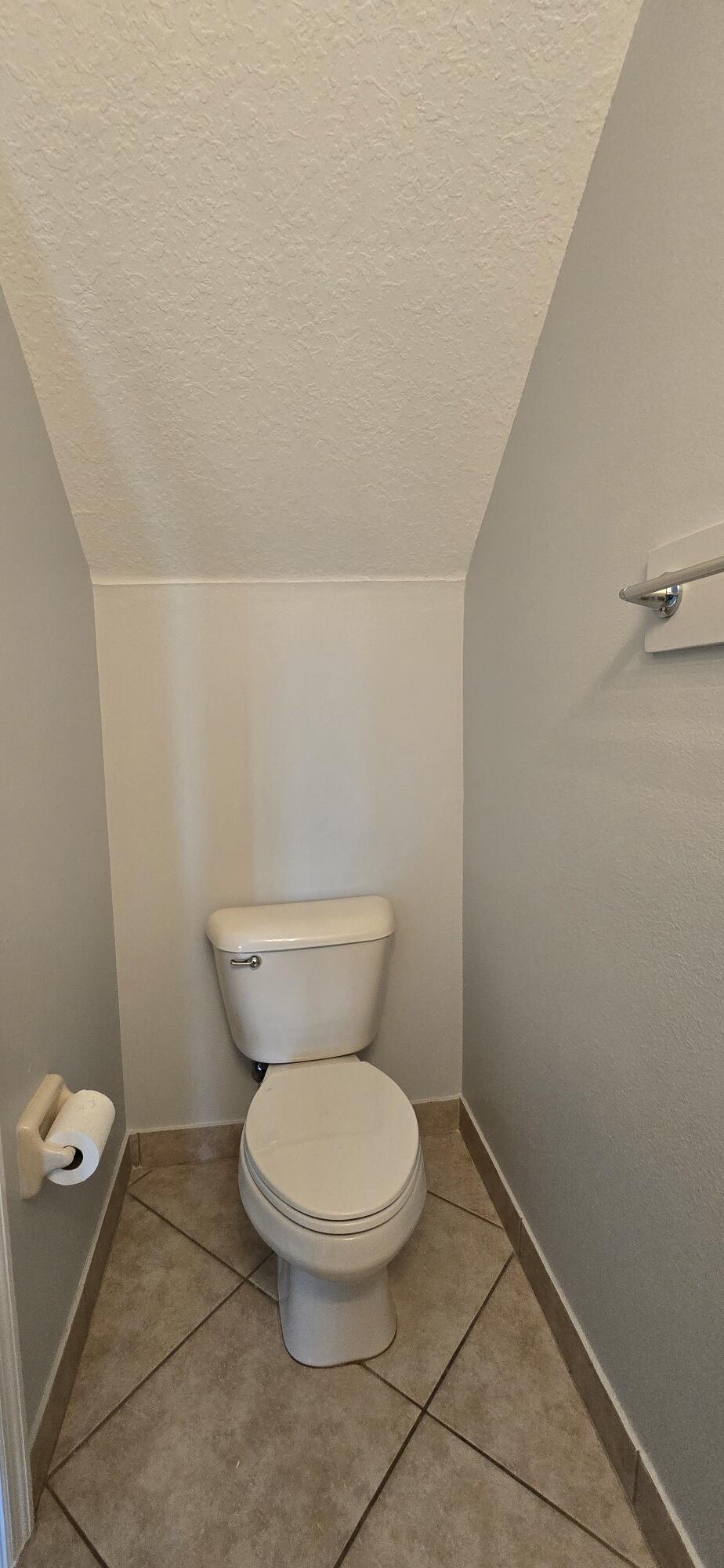 MARTINS CROSSING - Residential Lease
