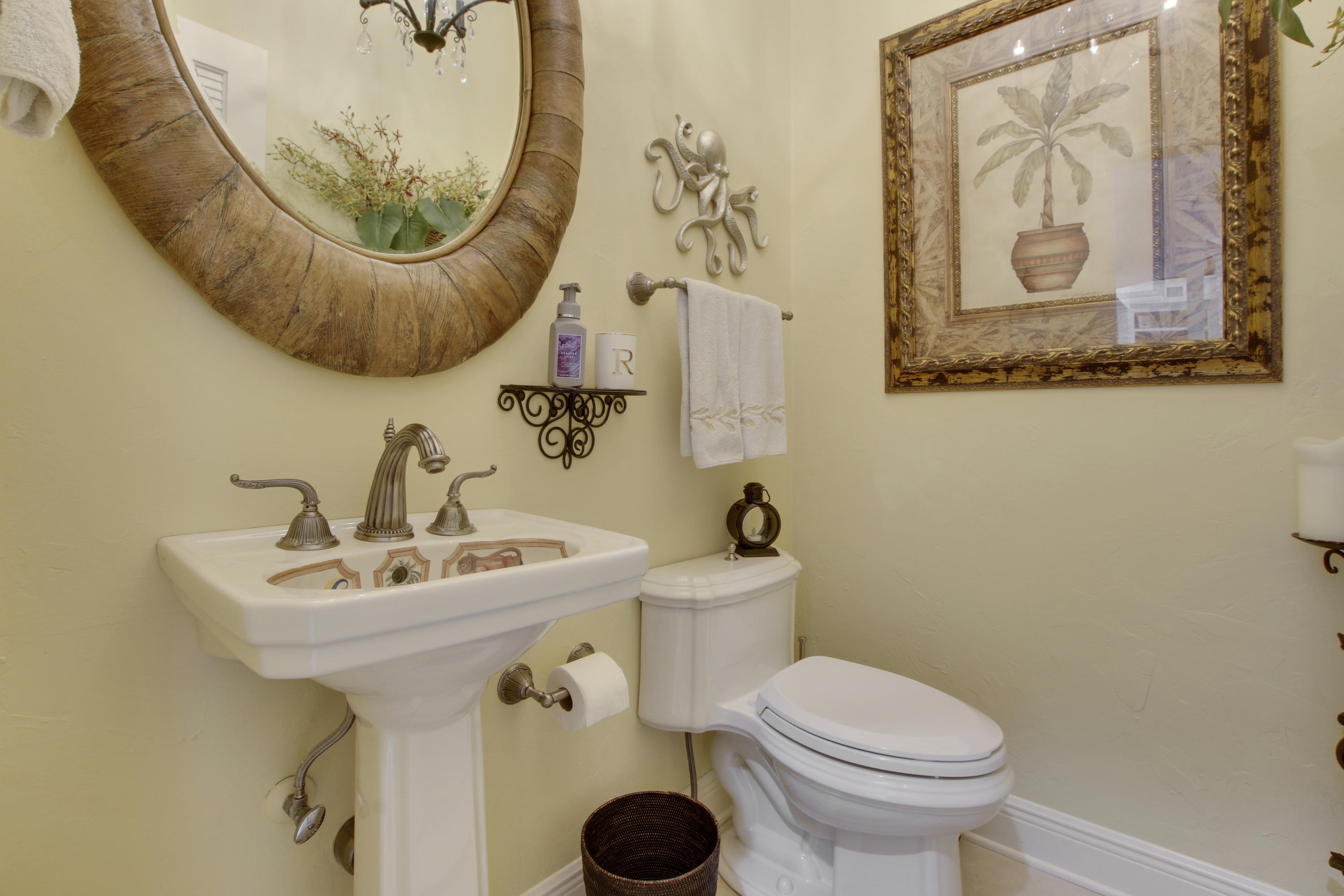 INDIAN HILLS - Residential