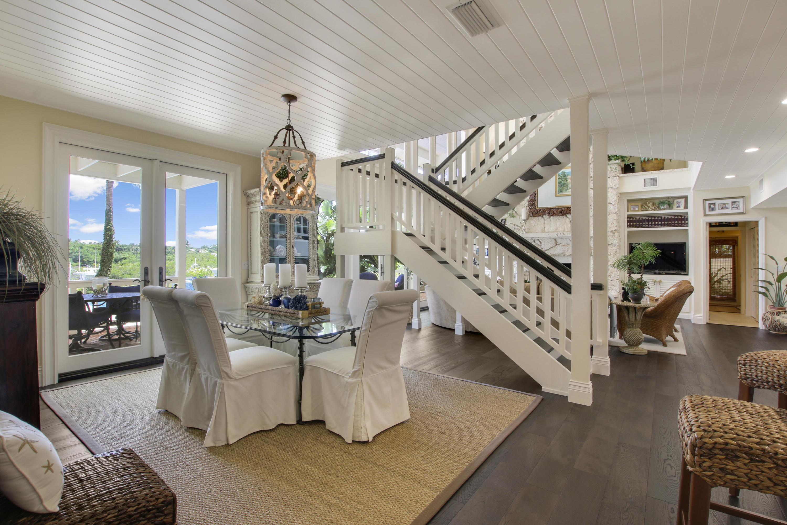 INDIAN HILLS - Residential