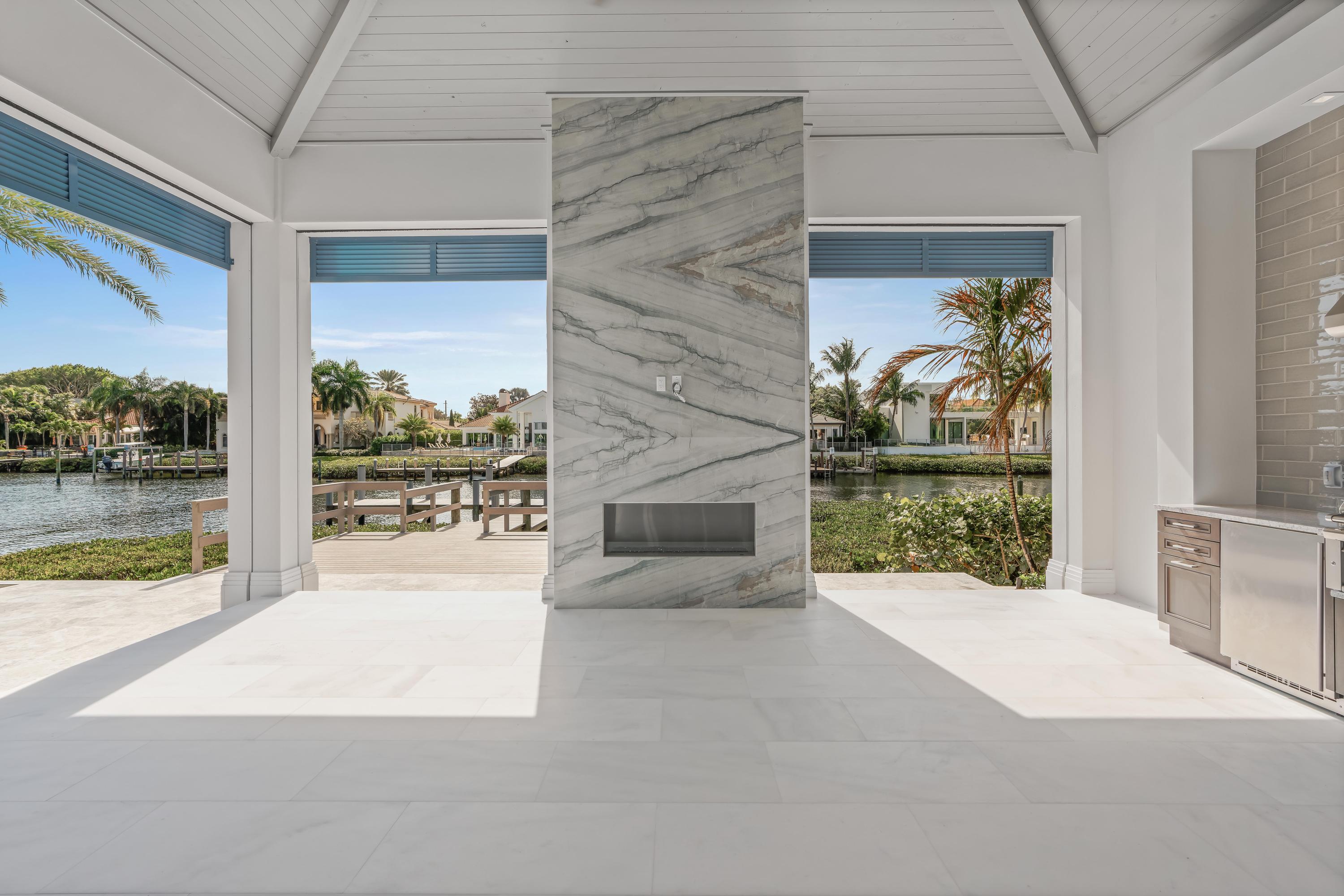 ADMIRALS COVE - Residential