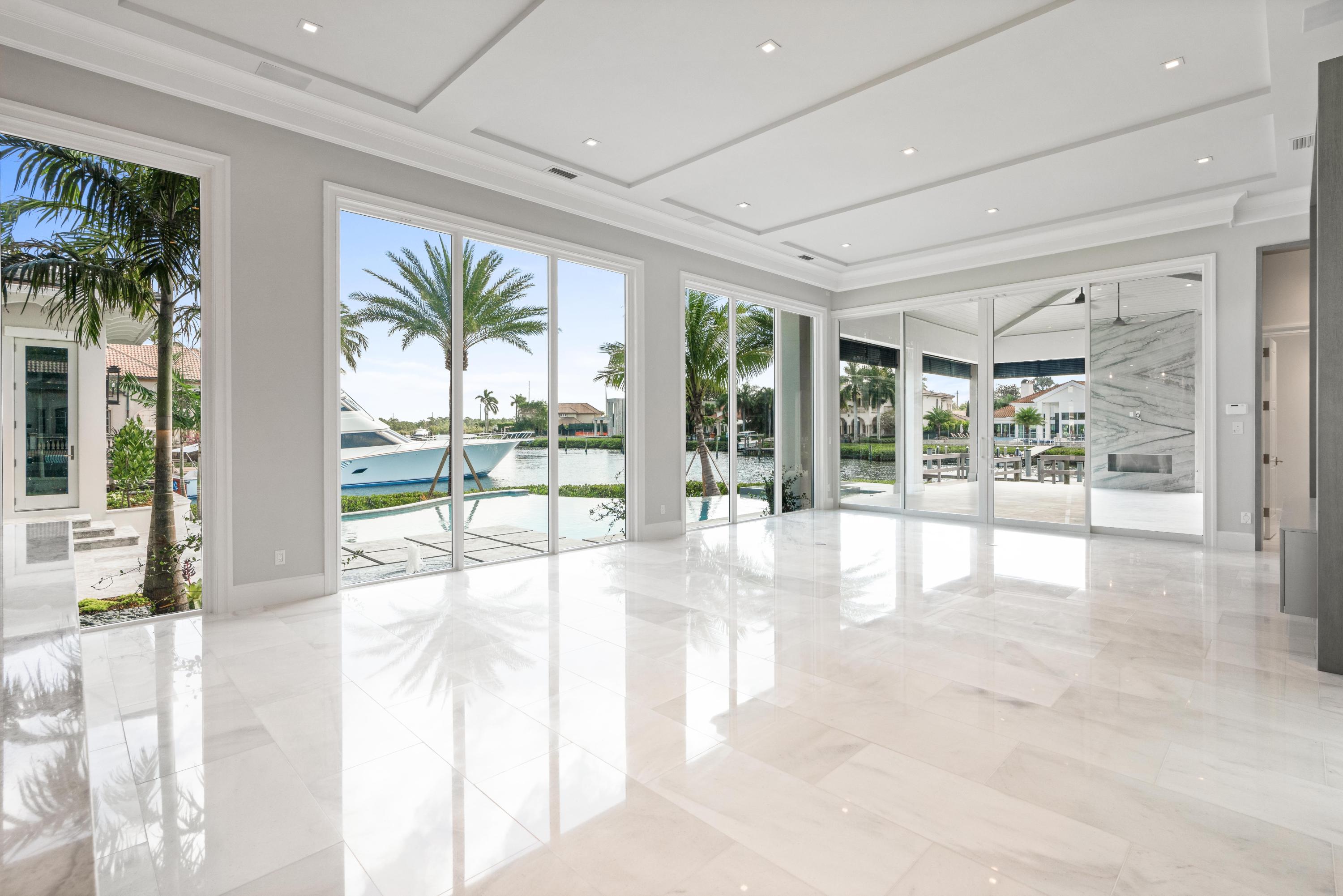 ADMIRALS COVE - Residential
