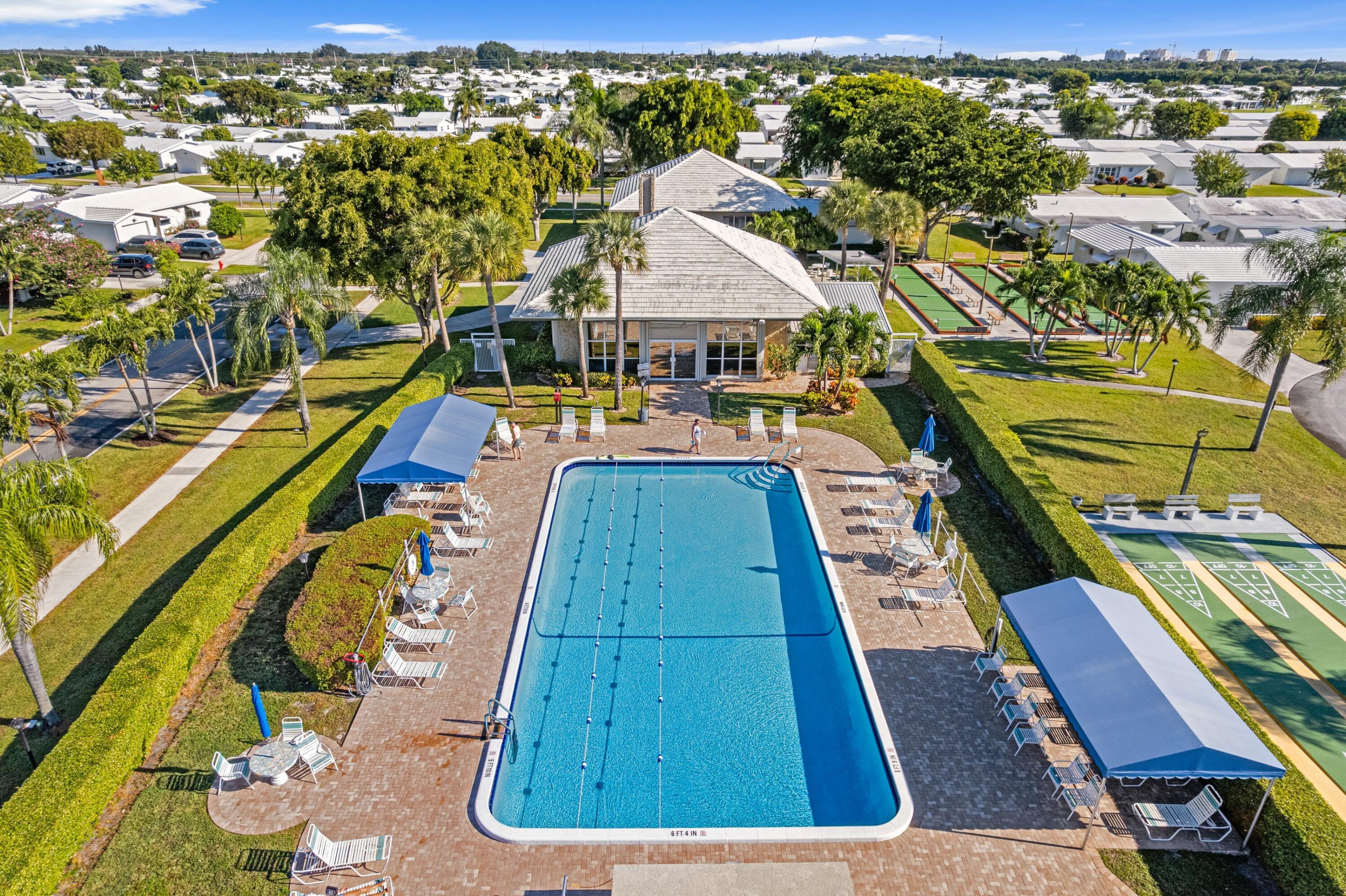 PALM BEACH LEISUREVILLE SEC 10 - Residential