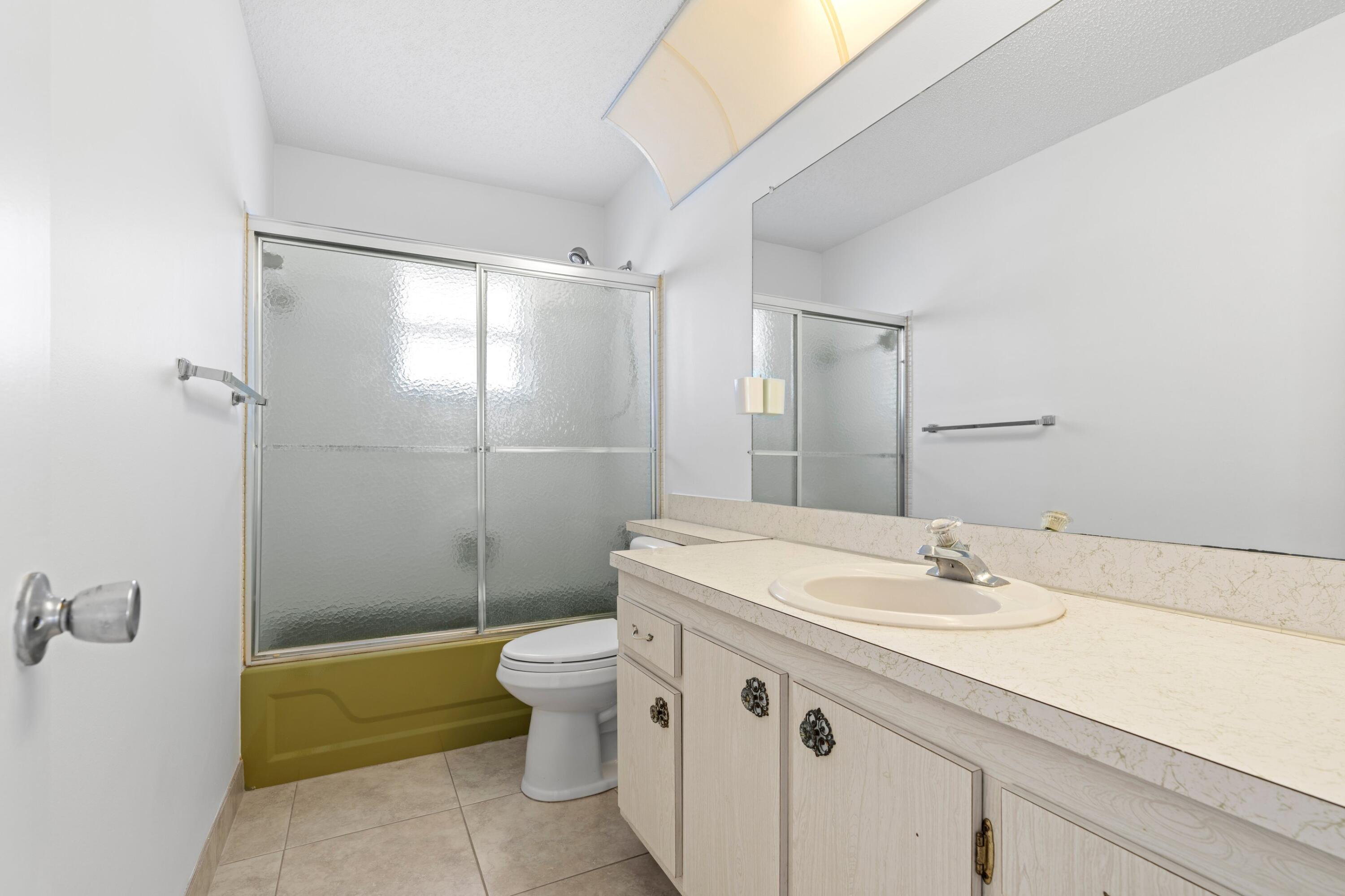 PALM BEACH LEISUREVILLE SEC 10 - Residential