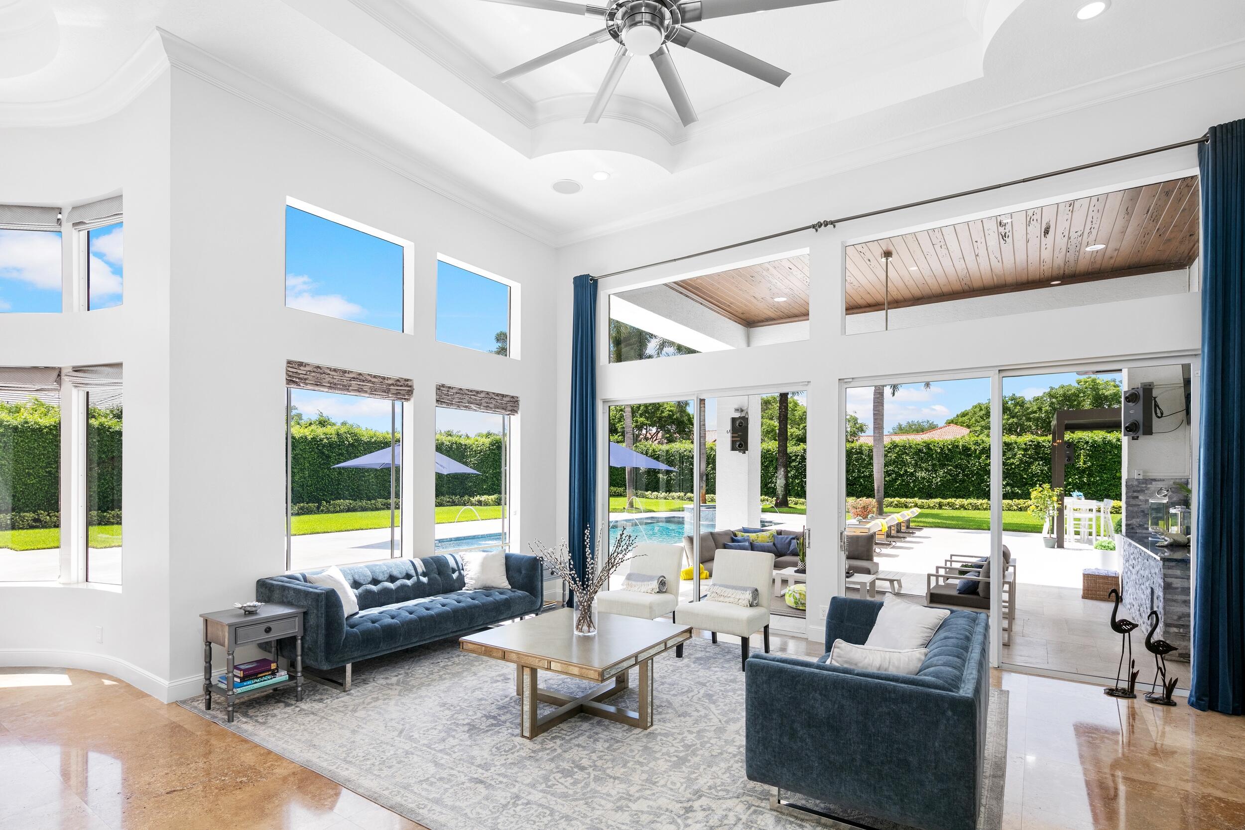 LONG LAKE ESTATES - Residential