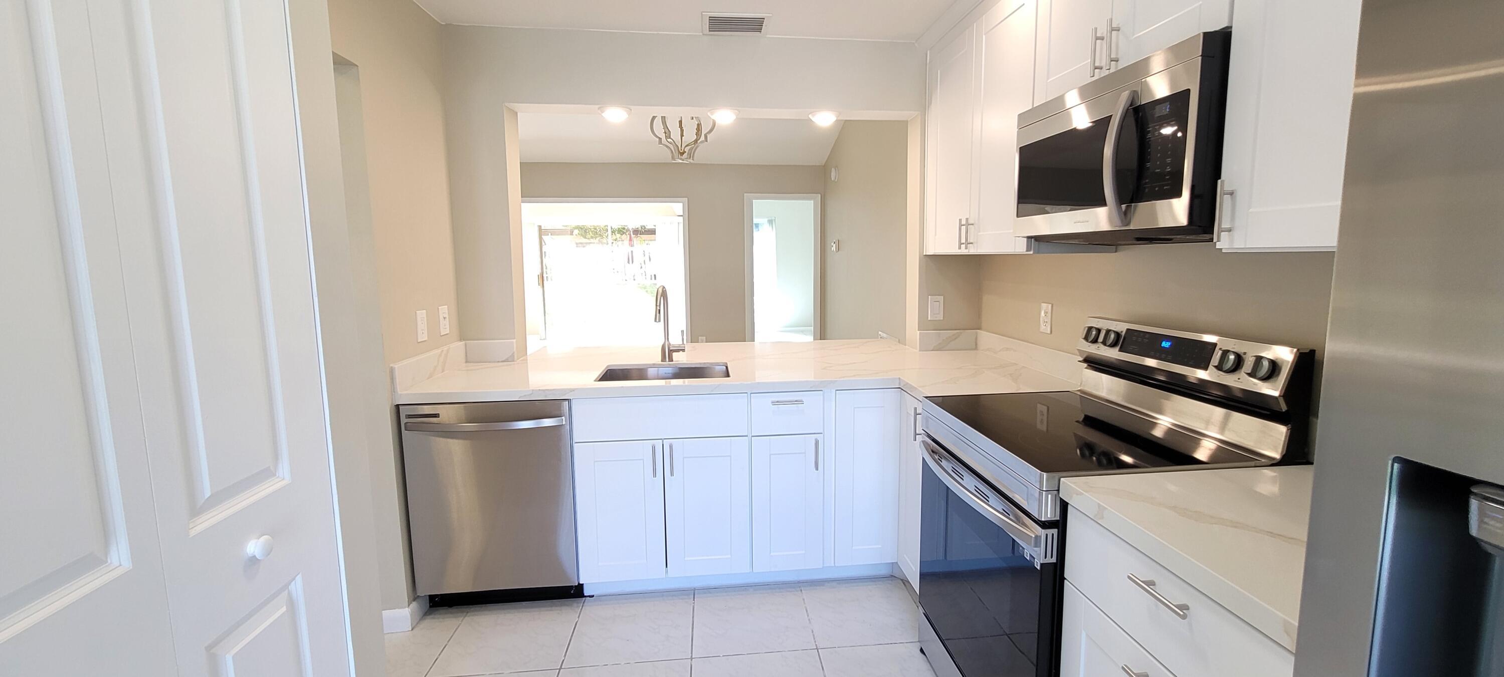 BUTTONWOOD 1 - Residential Lease
