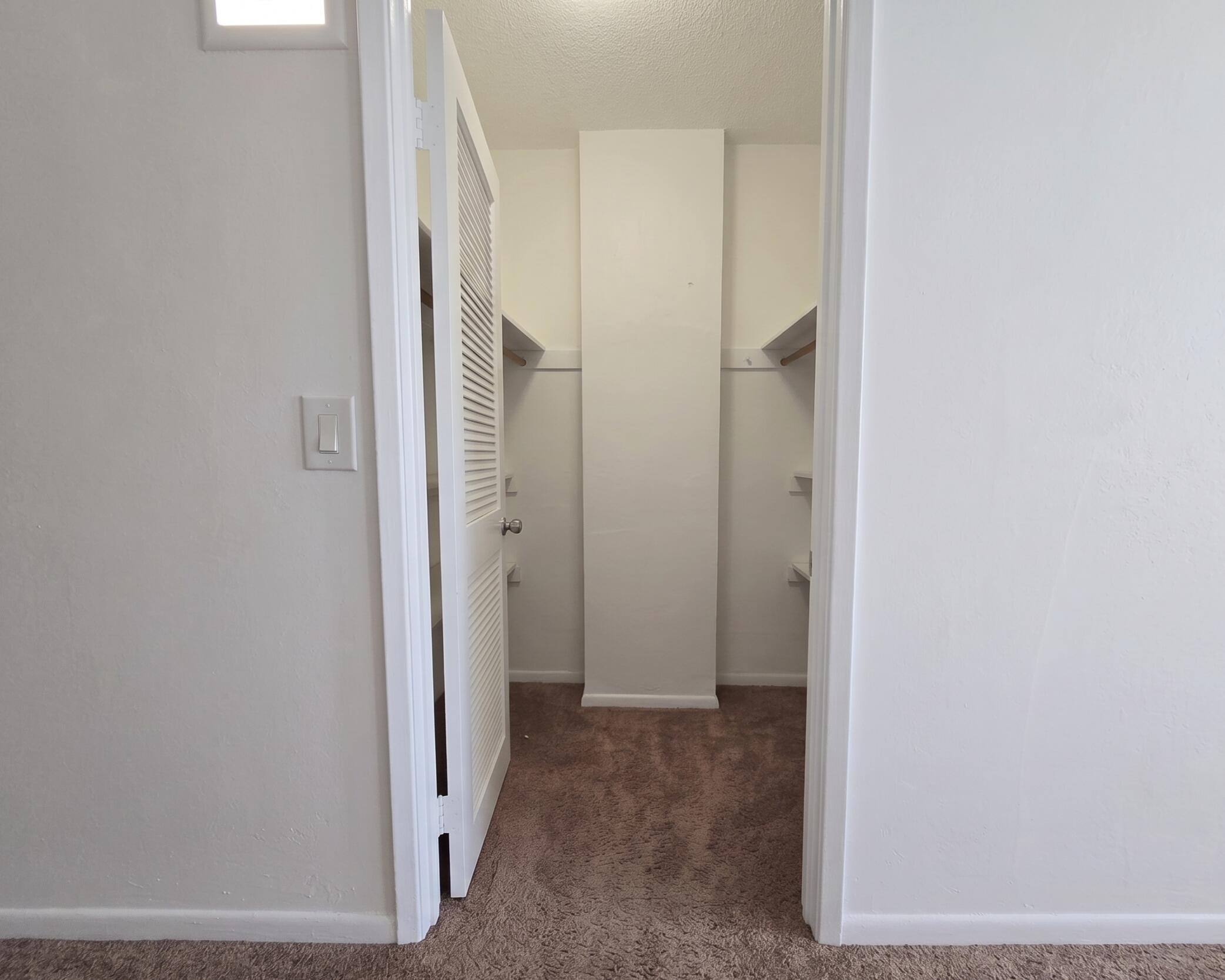 OCEANVIEW BUILDING A CONDO - Residential