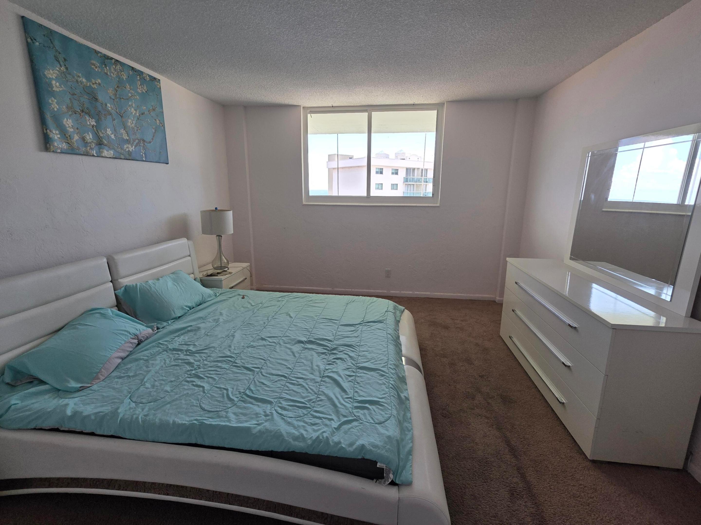 OCEANVIEW BUILDING A CONDO - Residential