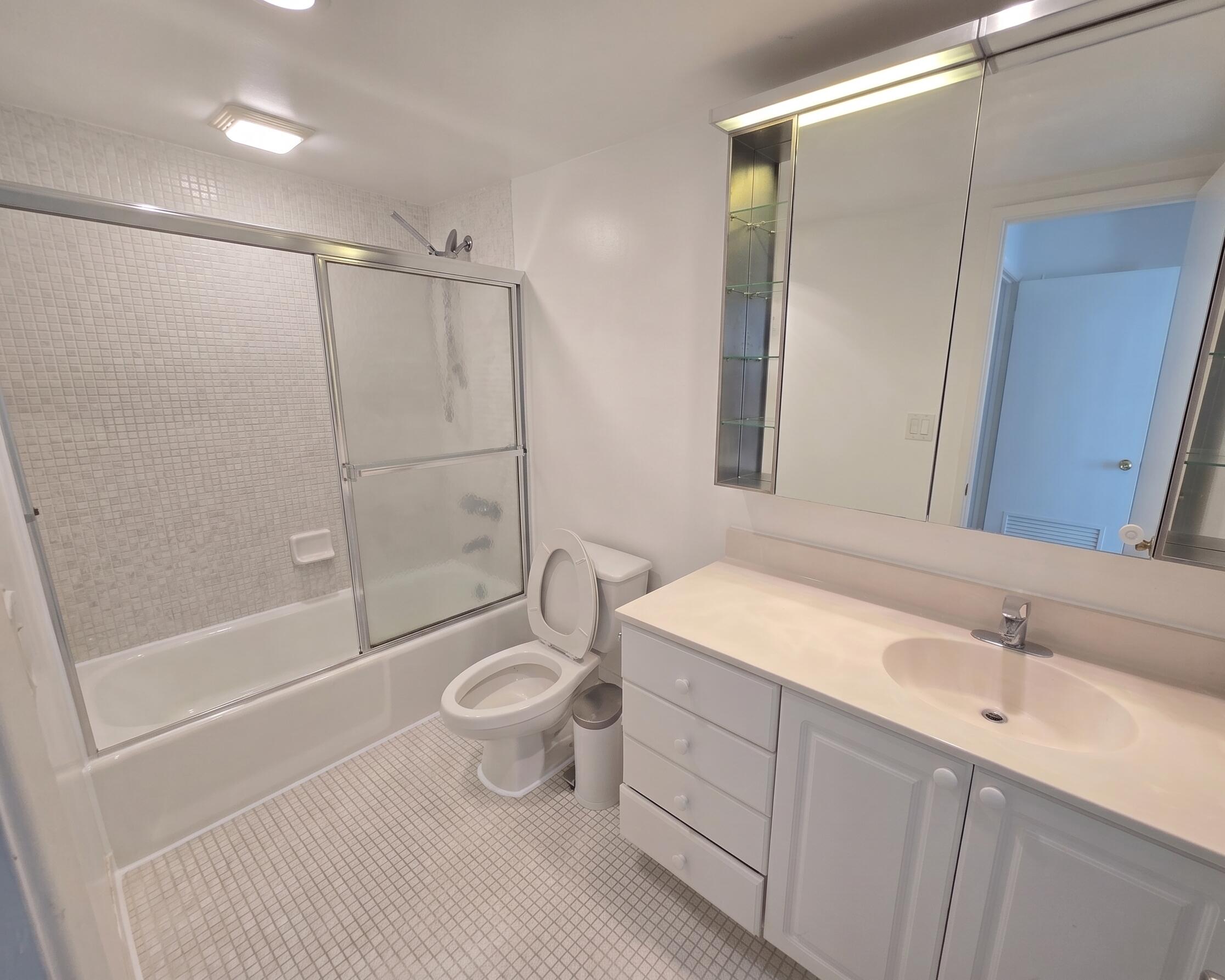 OCEANVIEW BUILDING A CONDO - Residential