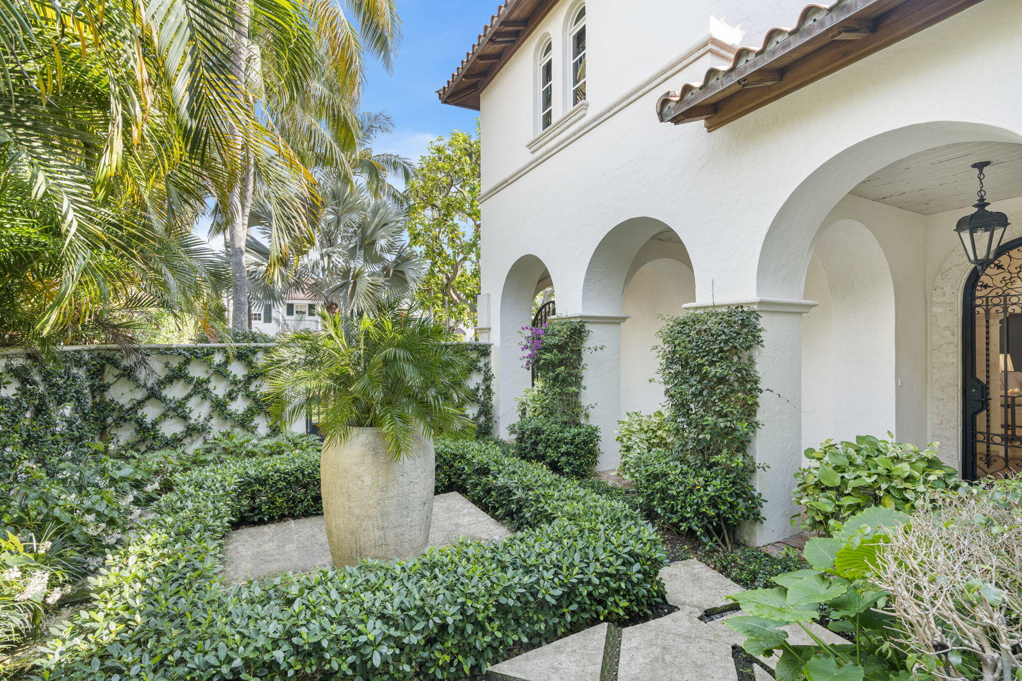PRIMAVERA ESTATES (MIDDLE SEC) - Residential