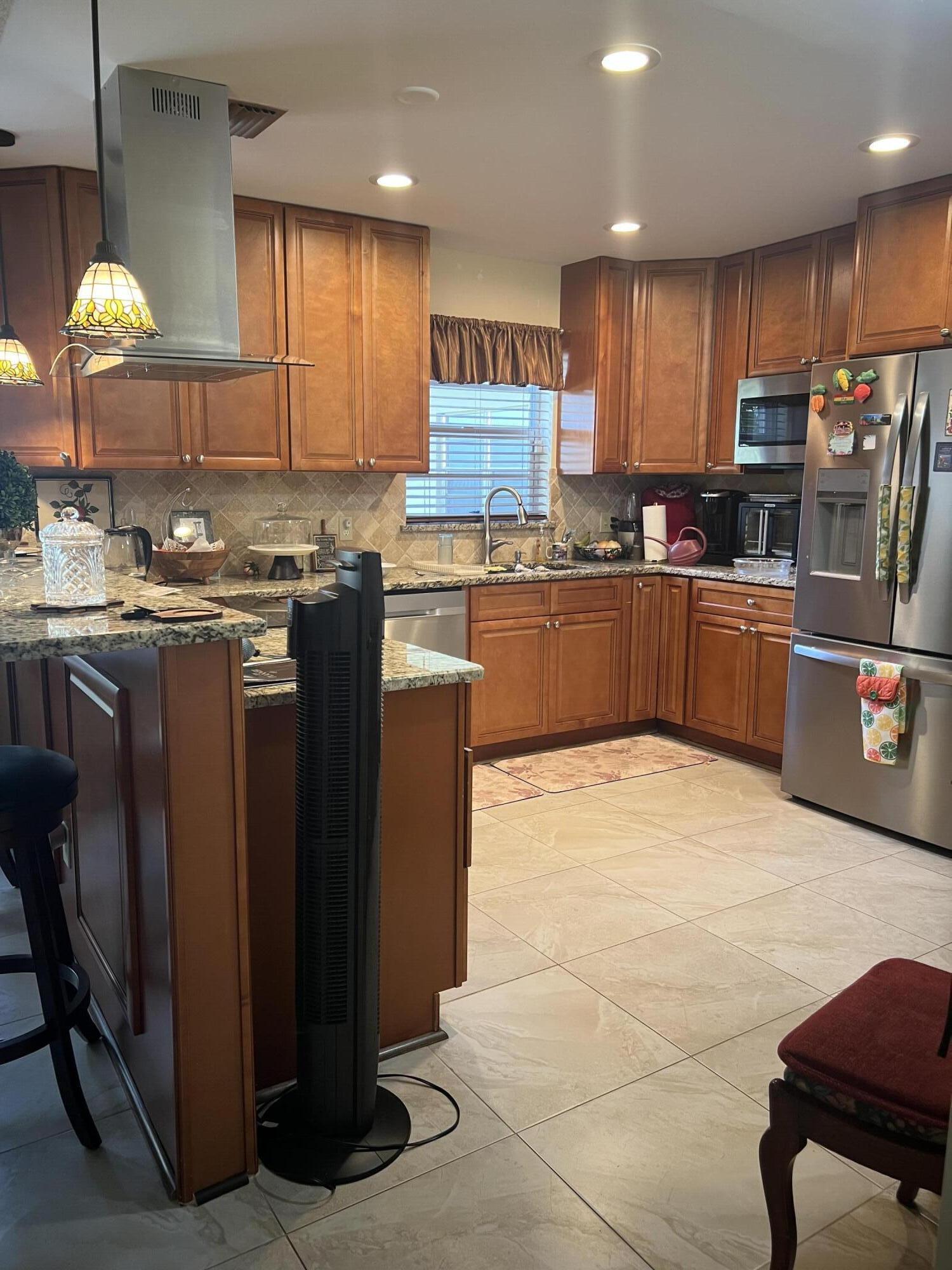 VISTA ST LUCIE - Residential