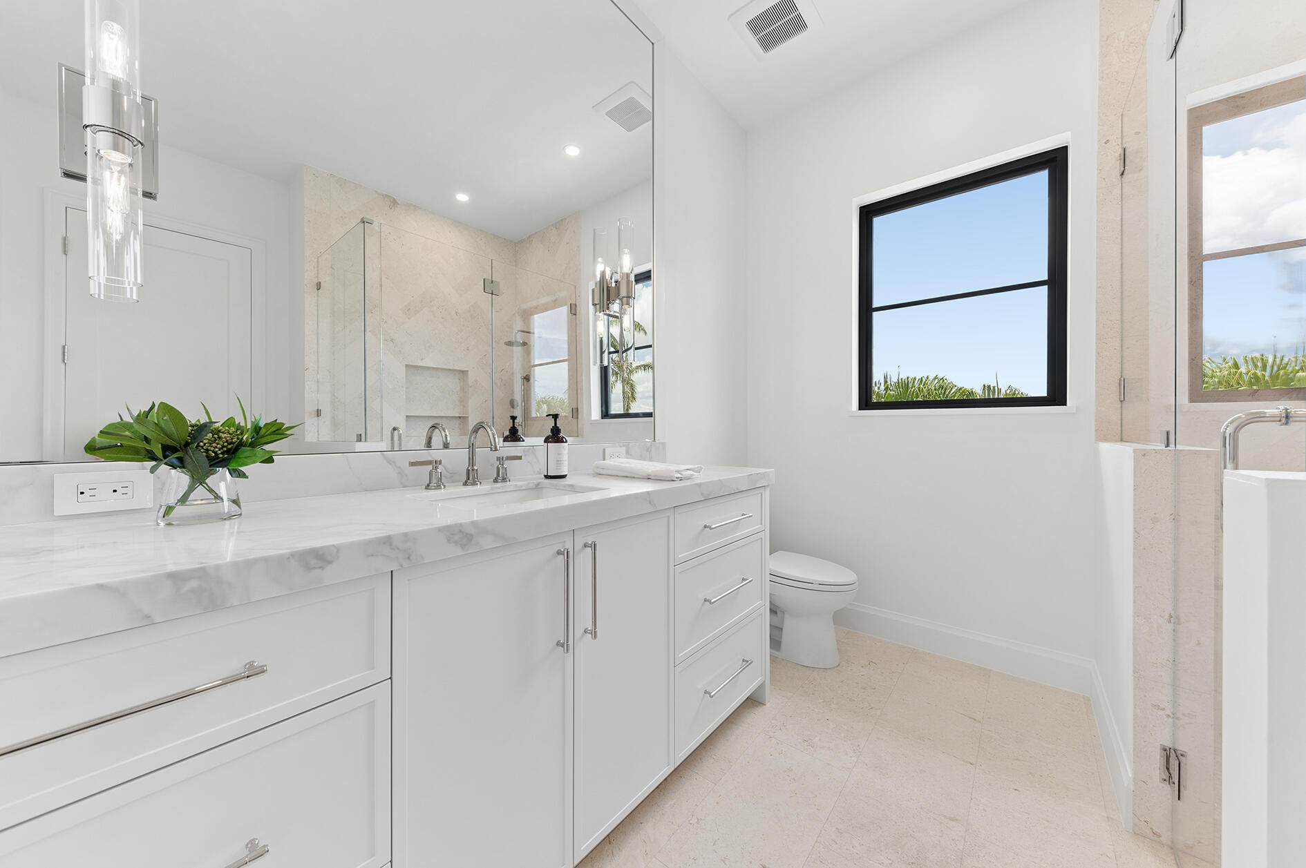 LAKE SHORES LANTANA - Residential